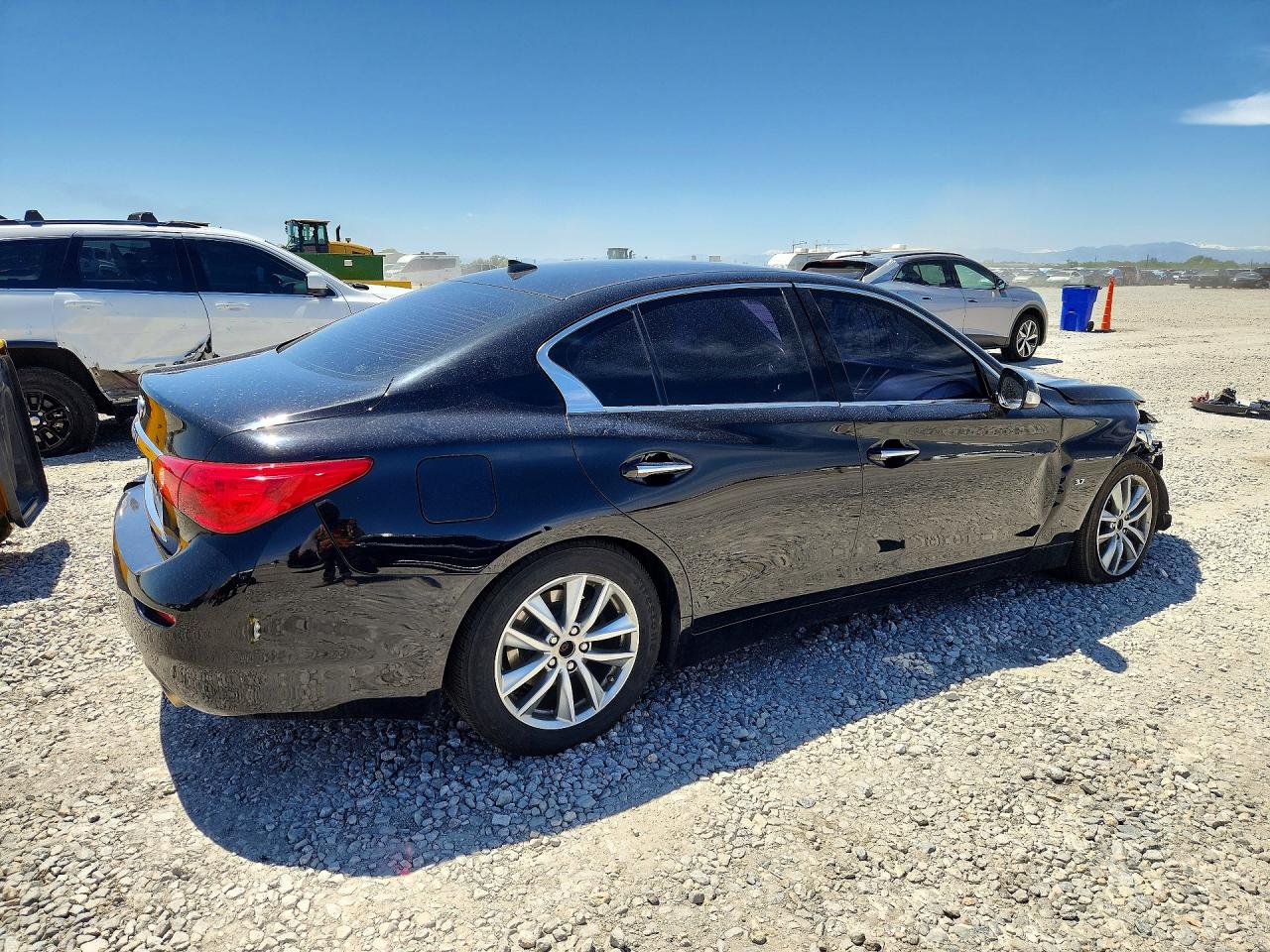 2014 Infiniti Q50 Premium Black vin: JN1BV7AR7EM702688
