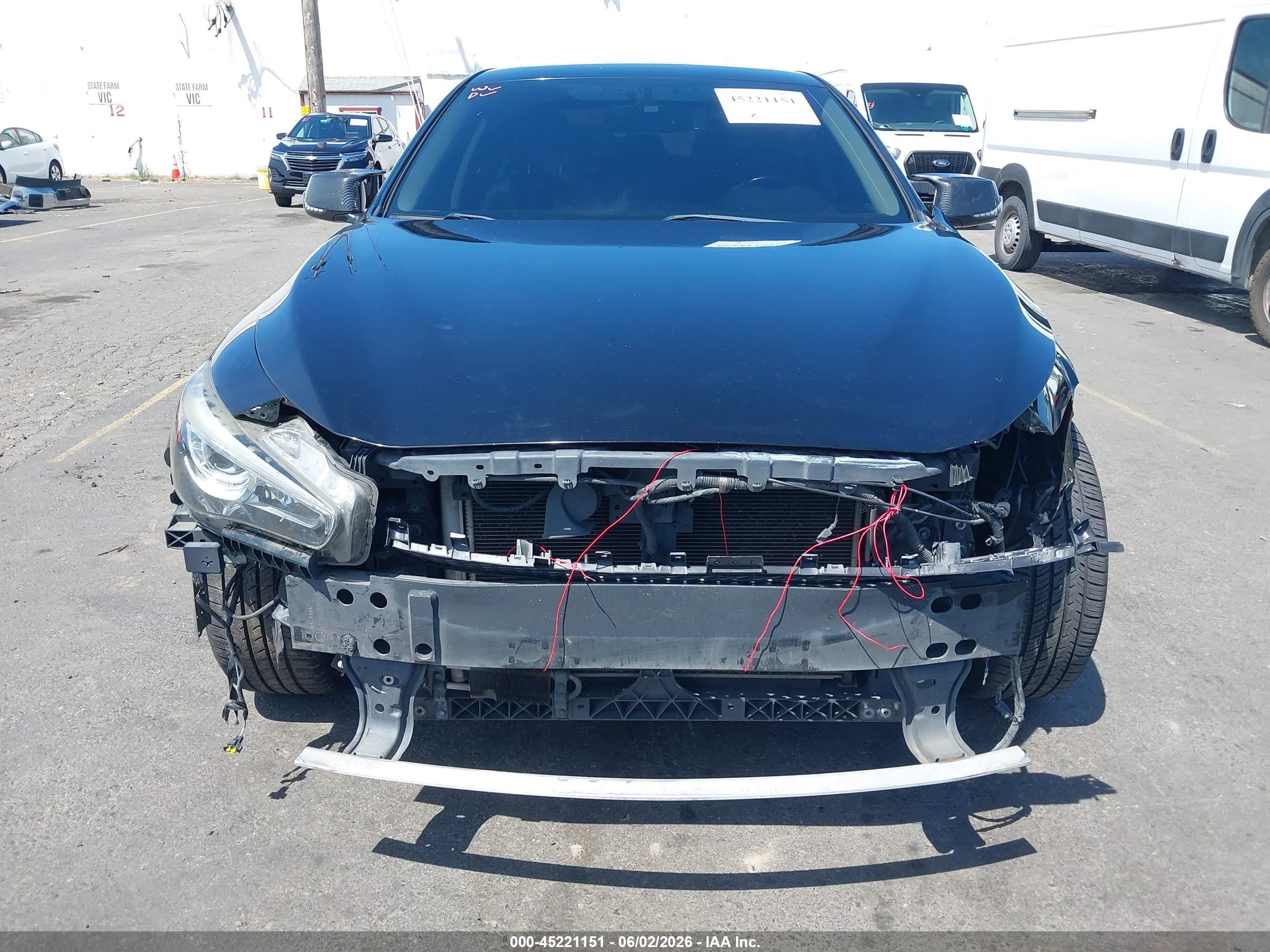 2014 Infiniti Q50 Premium Black vin: JN1BV7AR7EM704828