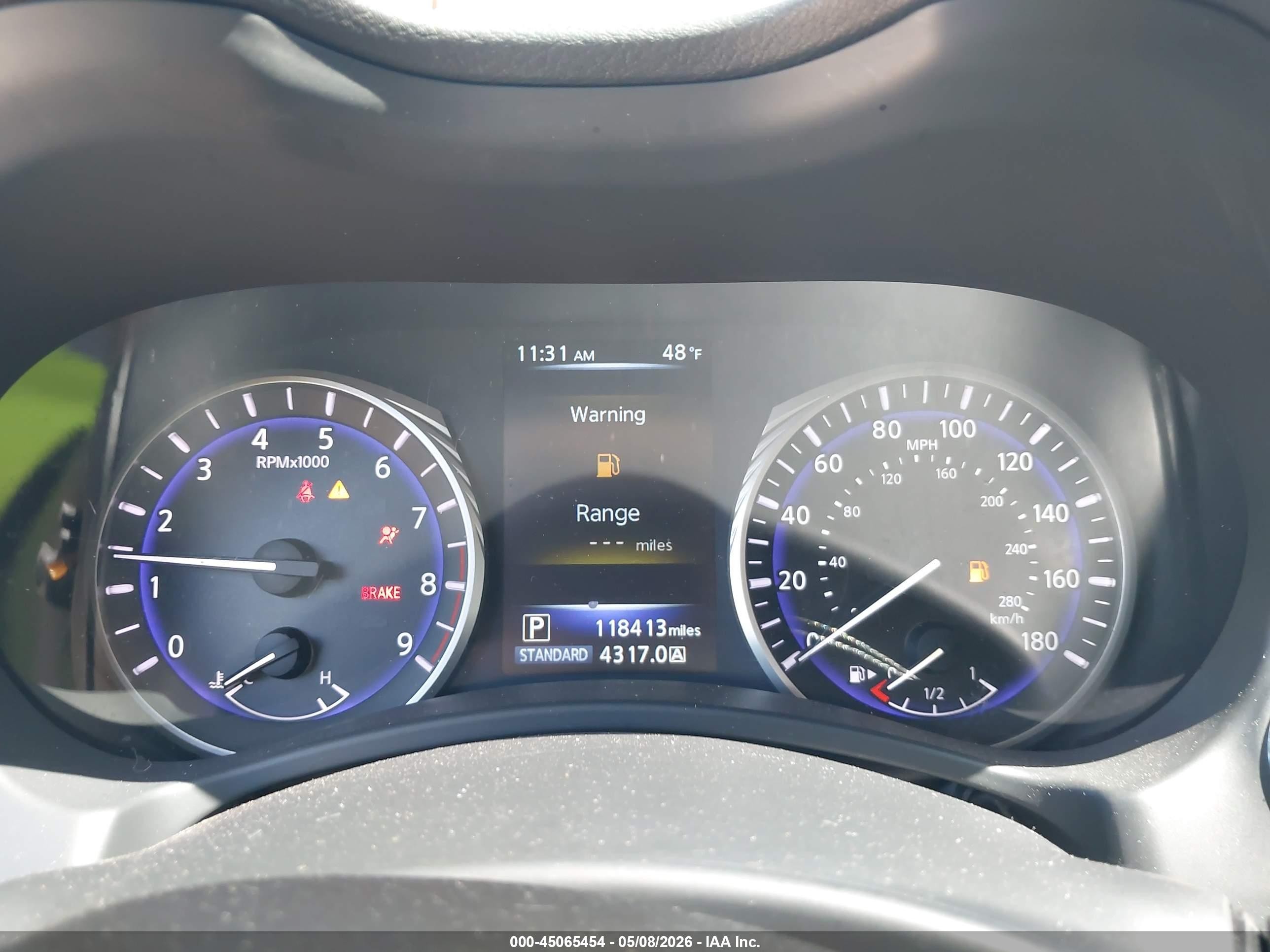 2015 Infiniti Q50 Premium Белый vin: JN1BV7AR7FM396044