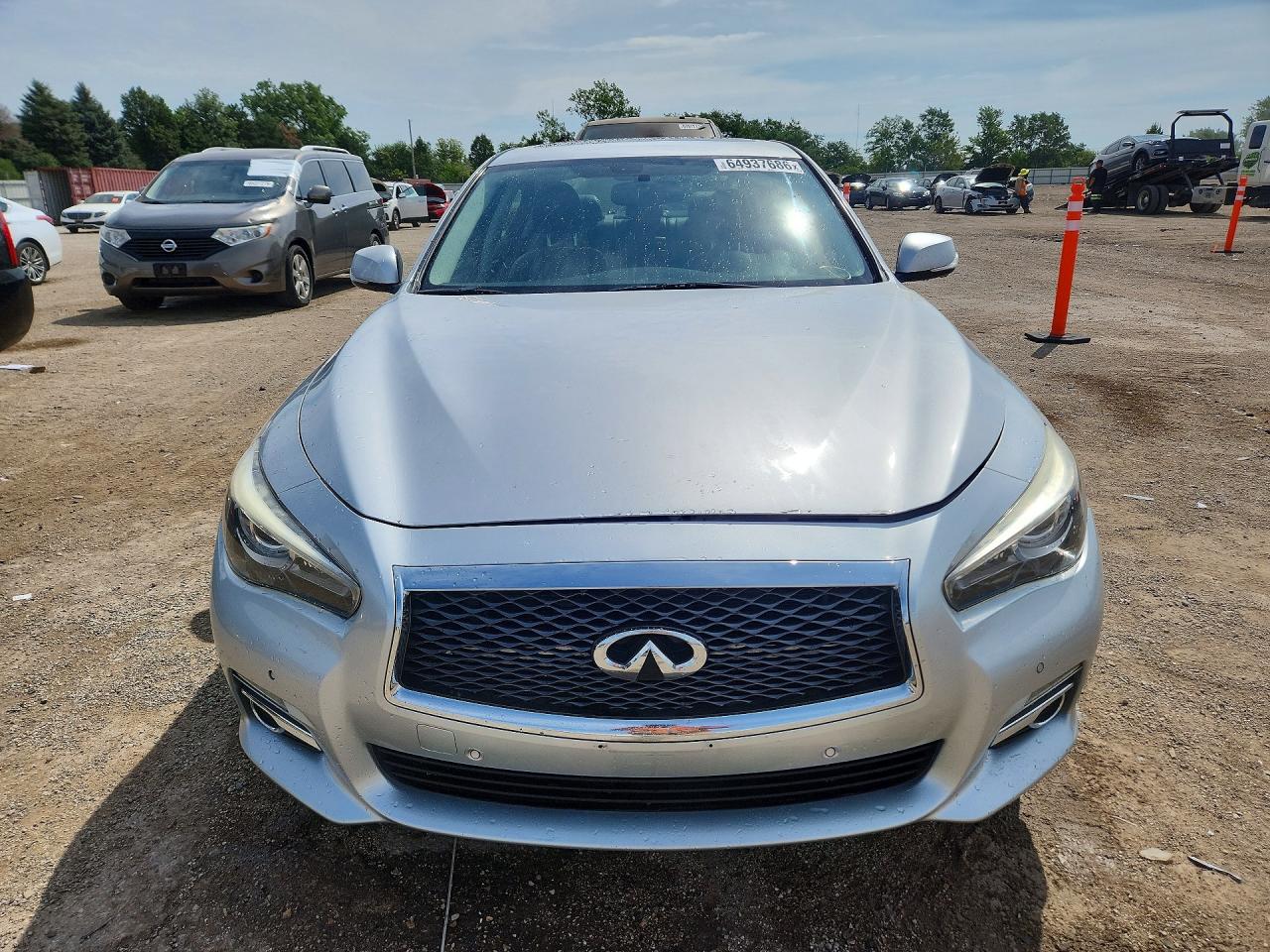 2015 Infiniti Q50 Premium Серебряный vin: JN1BV7AR7FM398344