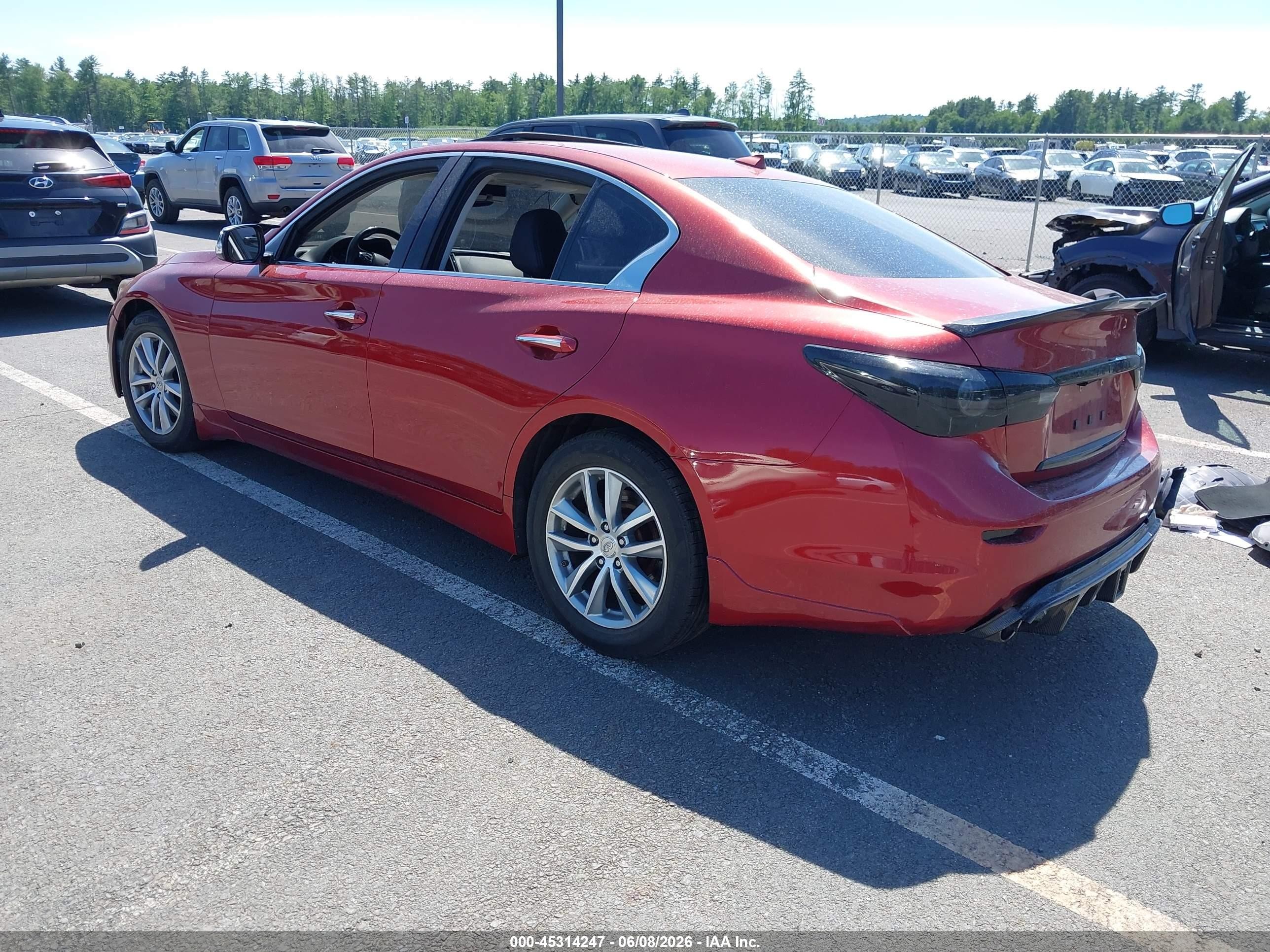 2015 Infiniti Q50 Premium Maroon vin: JN1BV7AR7FM405857