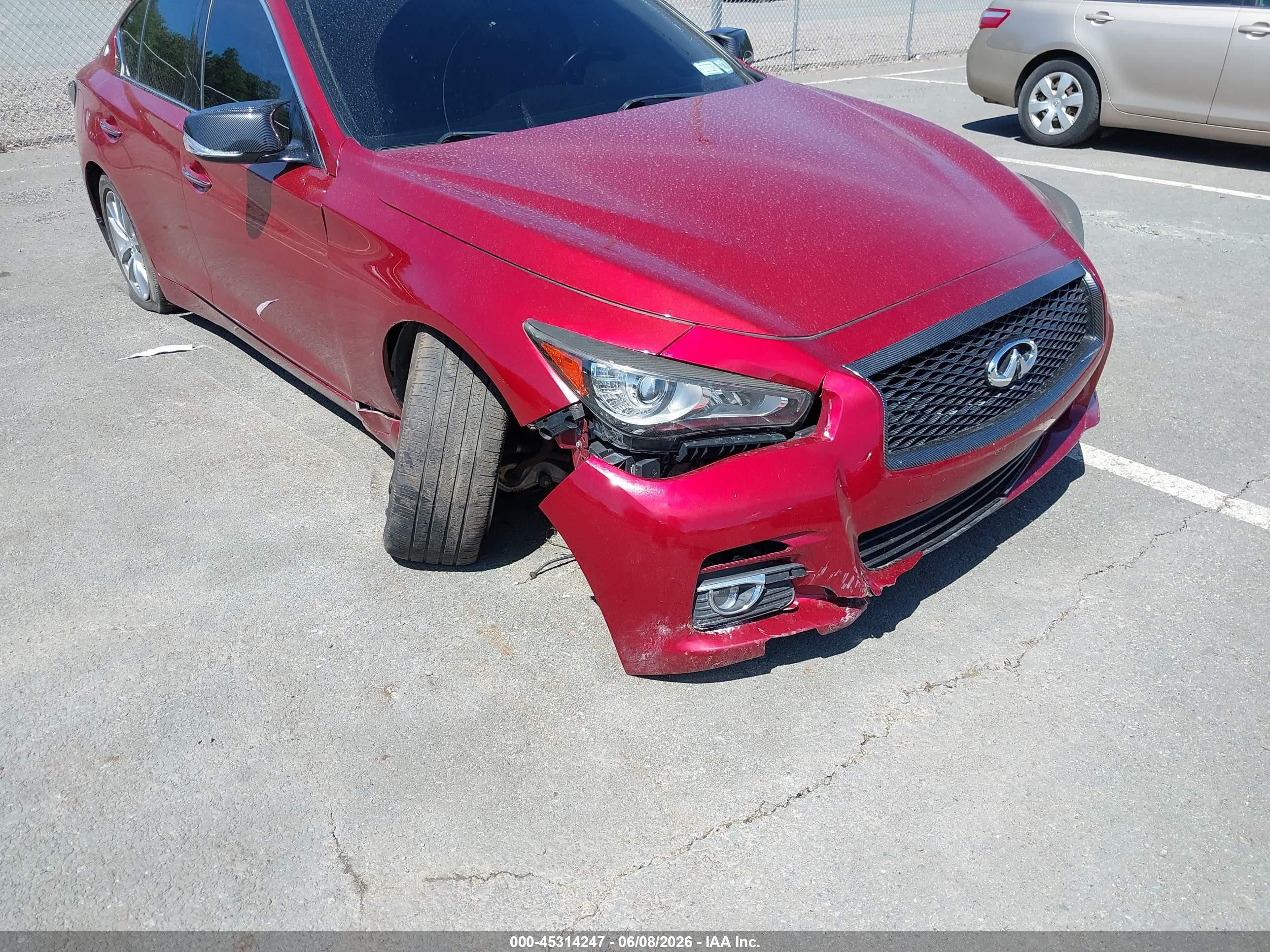 2015 Infiniti Q50 Premium Maroon vin: JN1BV7AR7FM405857