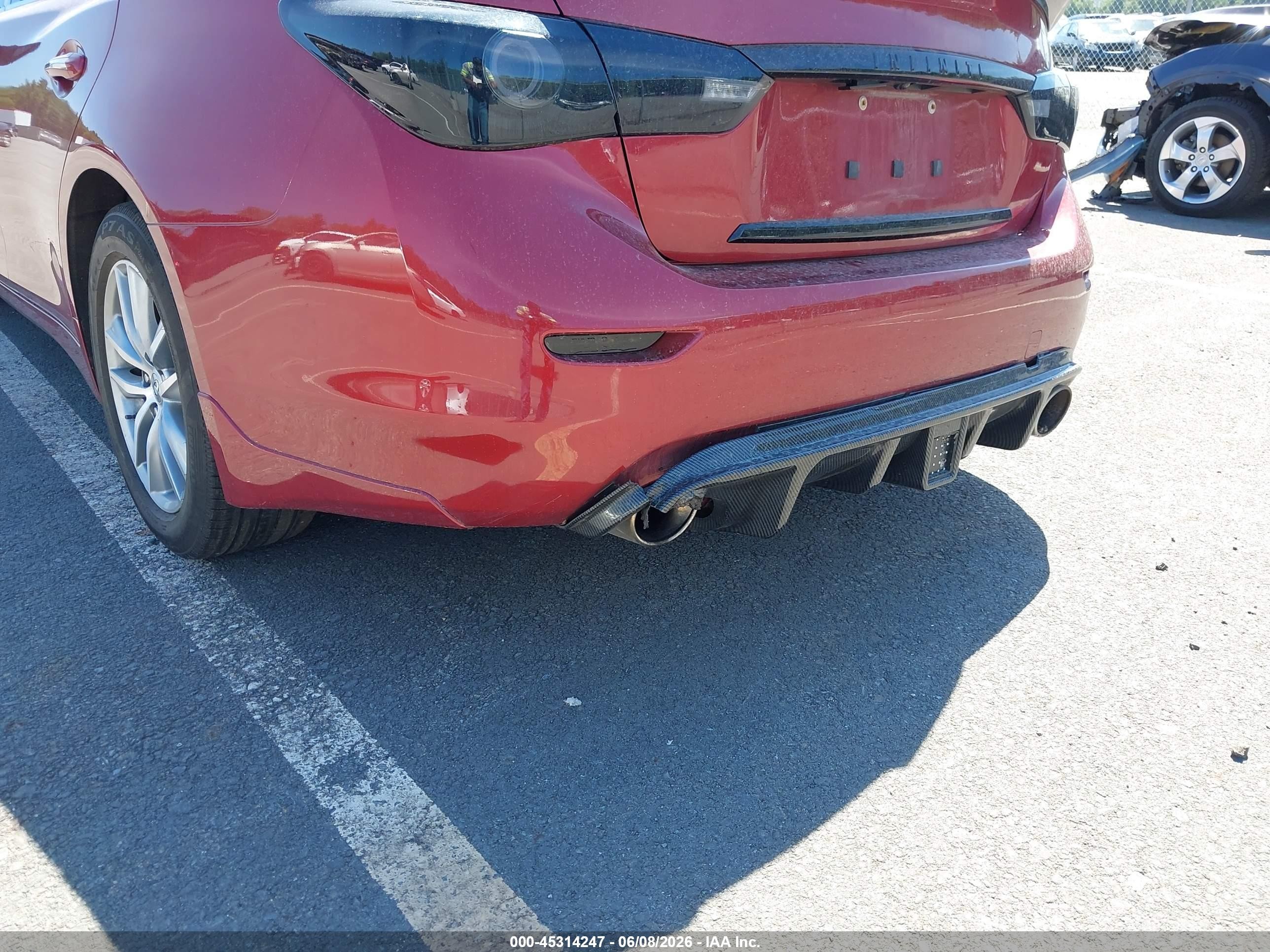 2015 Infiniti Q50 Premium Maroon vin: JN1BV7AR7FM405857