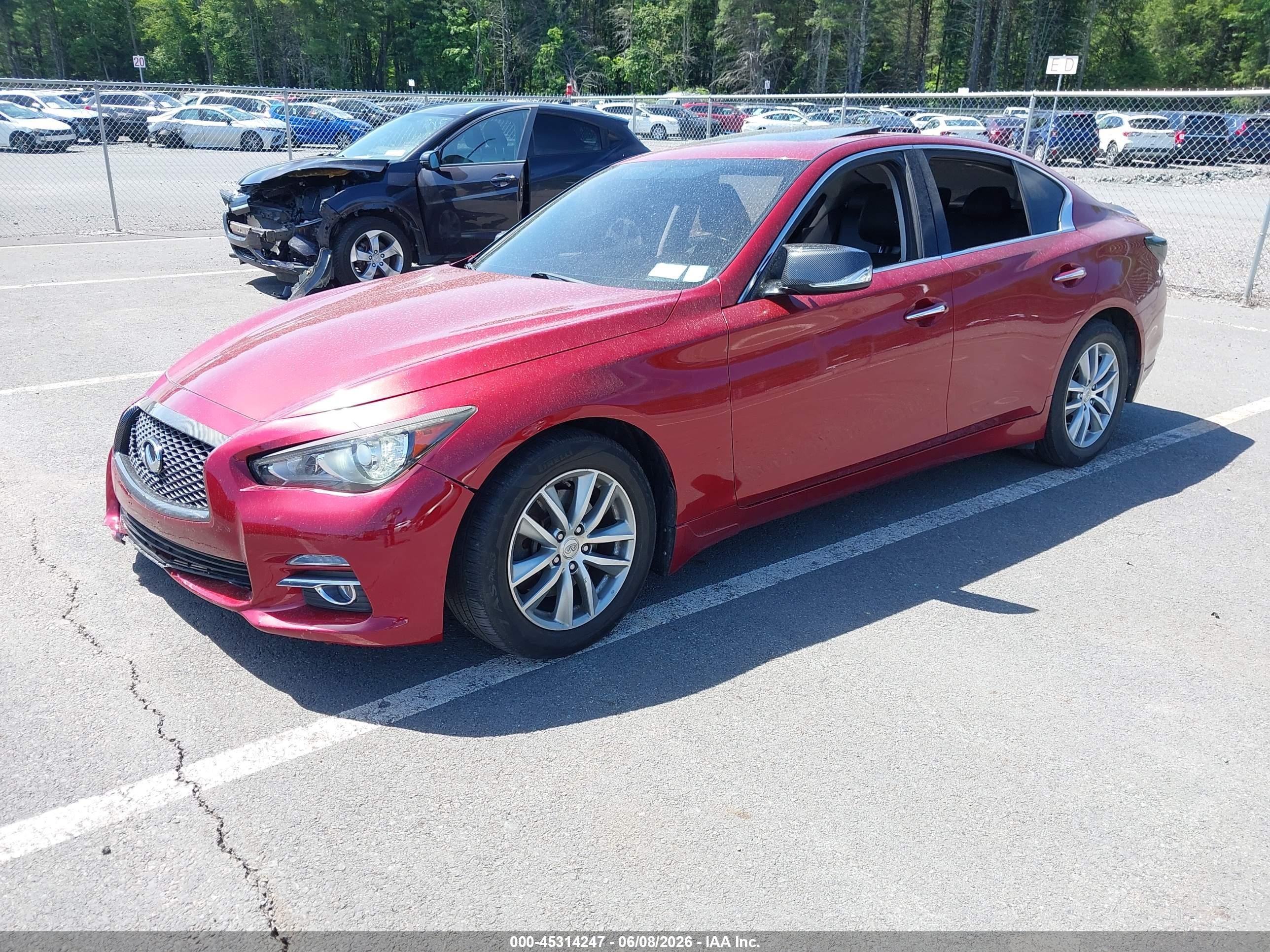 2015 Infiniti Q50 Premium Maroon vin: JN1BV7AR7FM405857