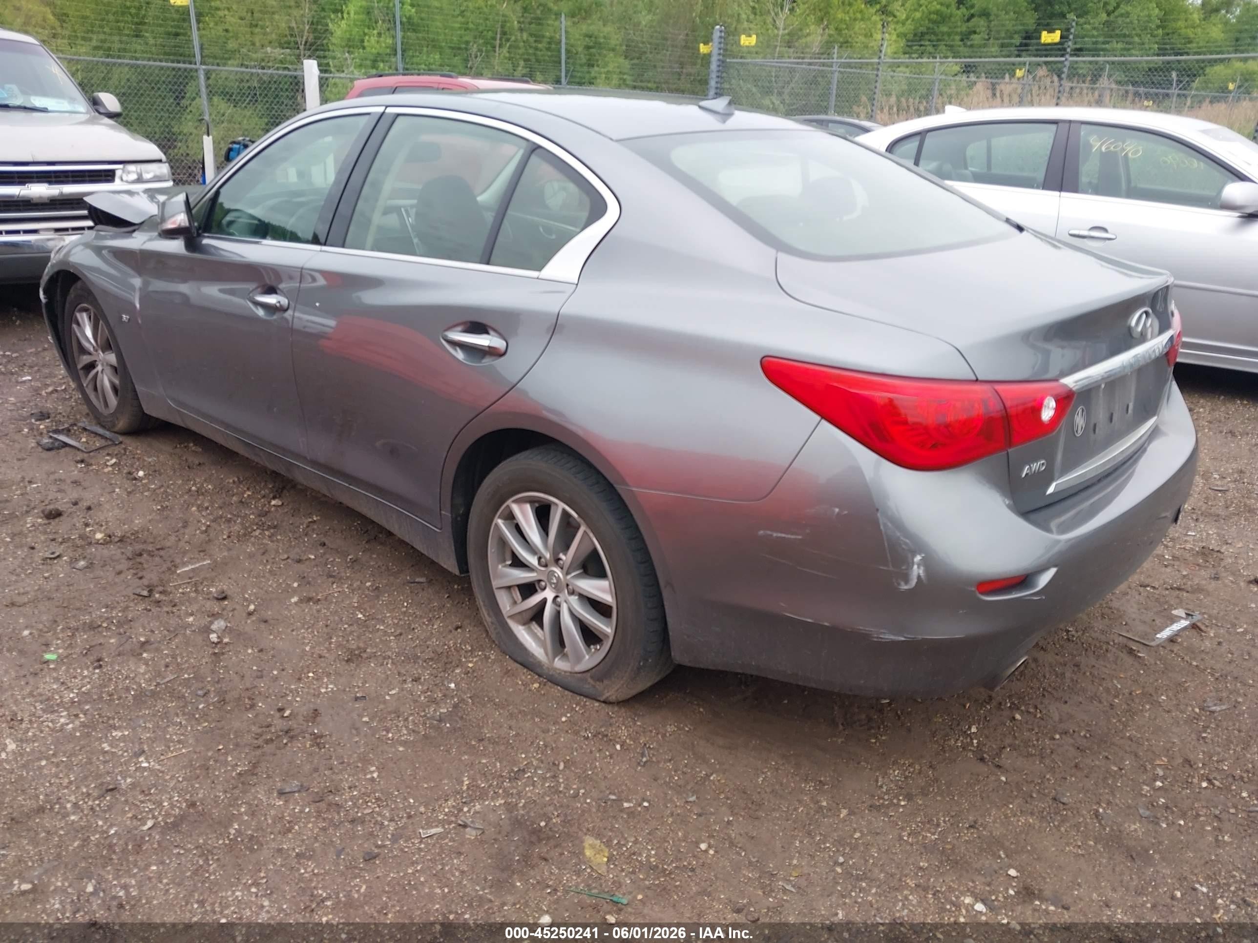 2015 Infiniti Q50 Premium Серый vin: JN1BV7AR7FM407480