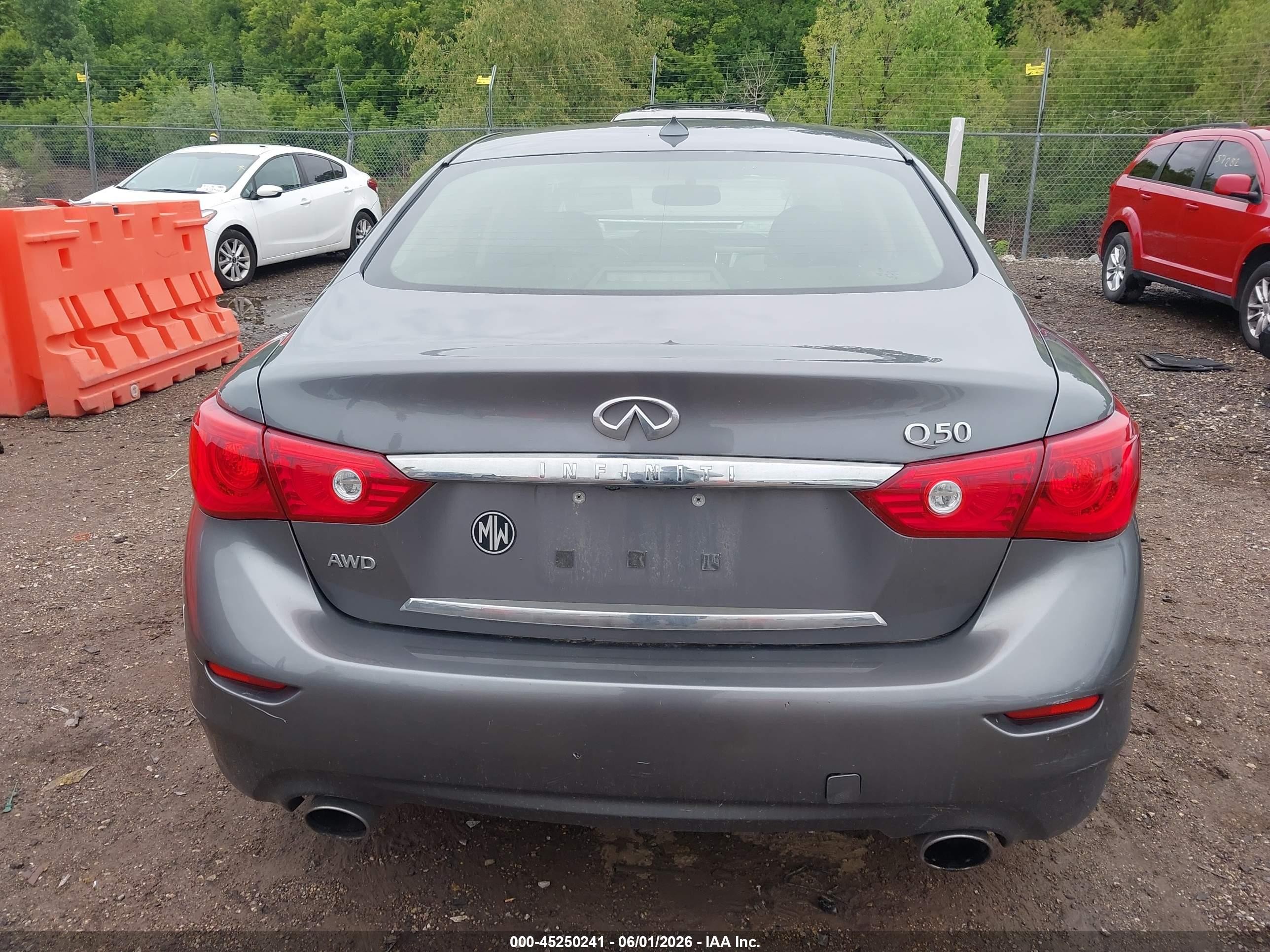 2015 Infiniti Q50 Premium Серый vin: JN1BV7AR7FM407480