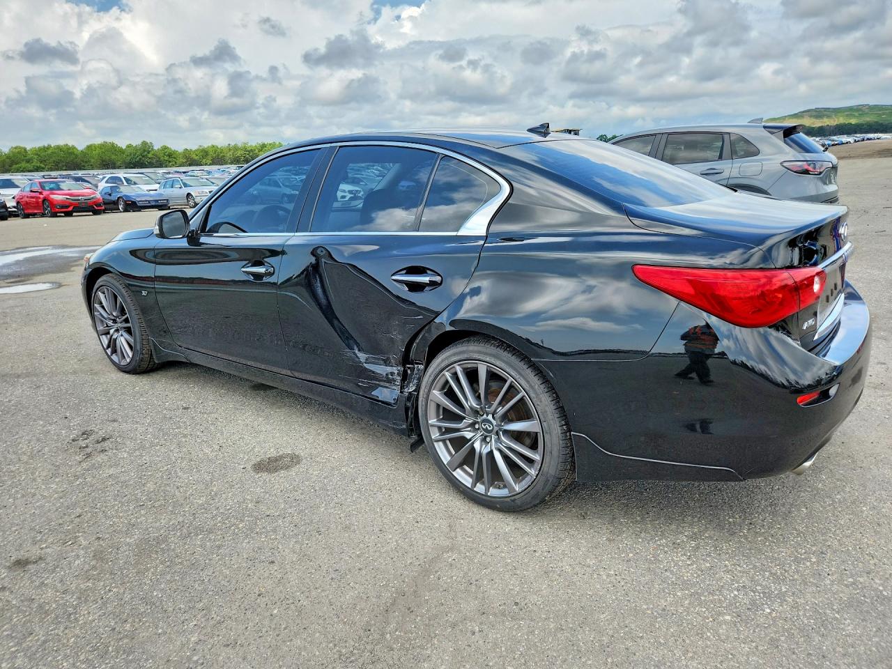 2015 Infiniti Q50 Premium Black vin: JN1BV7AR7FM411304