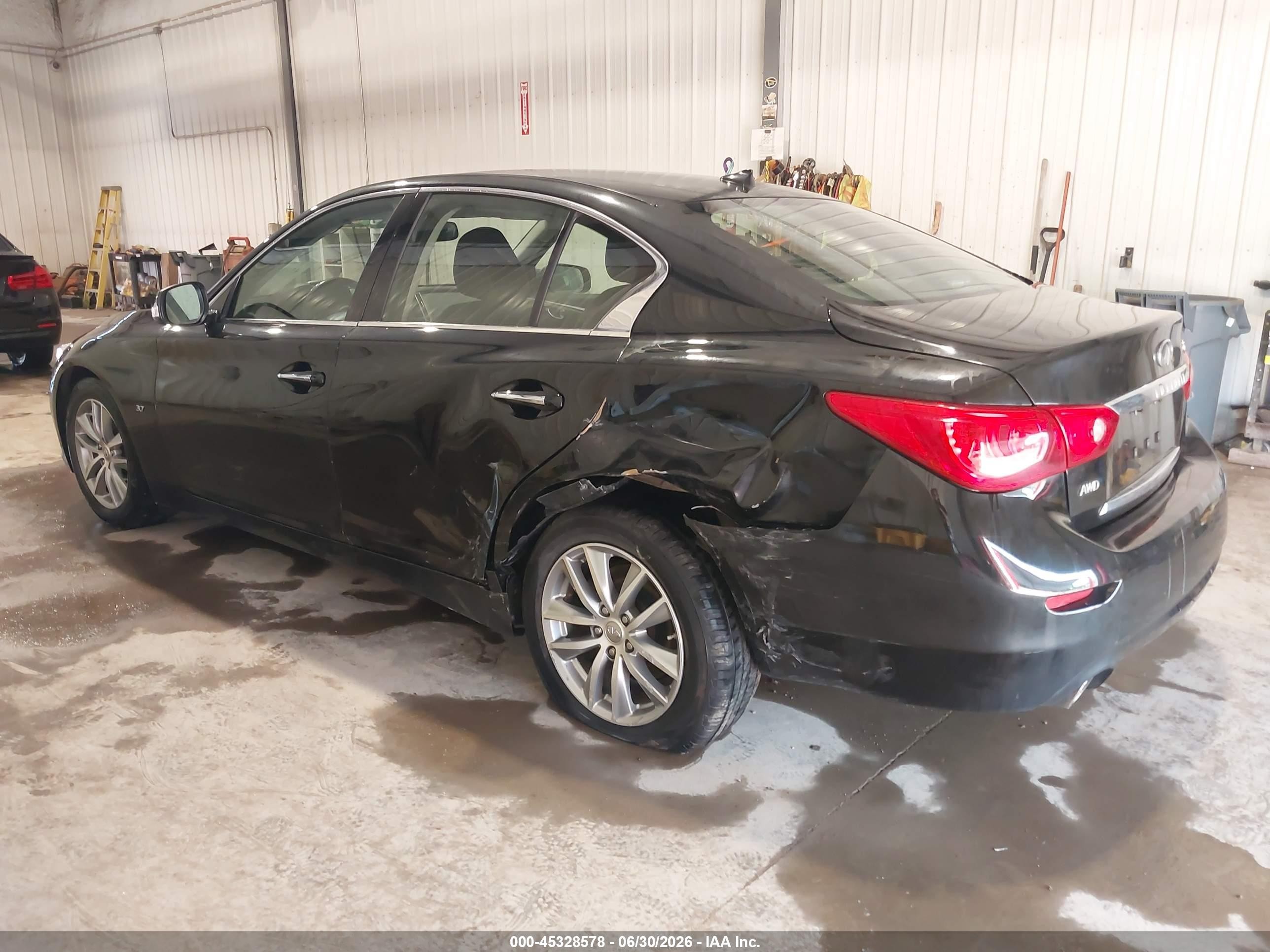 2015 Infiniti Q50 Premium Black vin: JN1BV7AR7FM415109