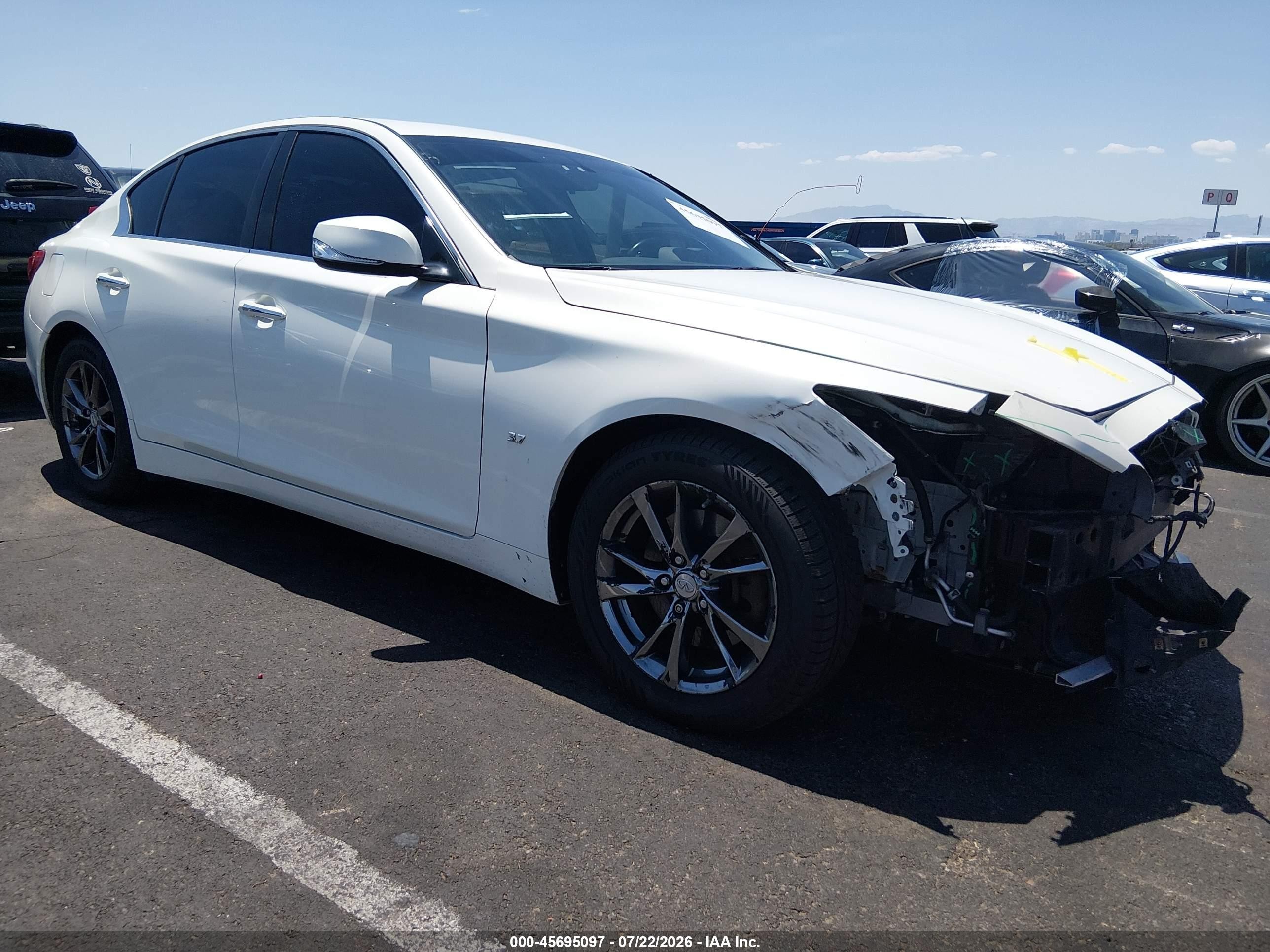 2015 Infiniti Q50   White vin: JN1BV7AR7FM420469