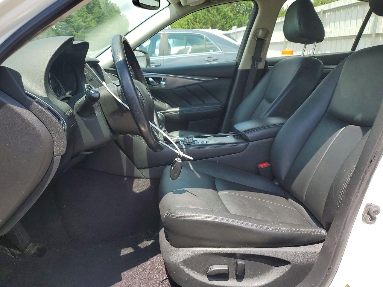 2015 Infiniti Q50 Premium White vin: JN1BV7AR7FM423260