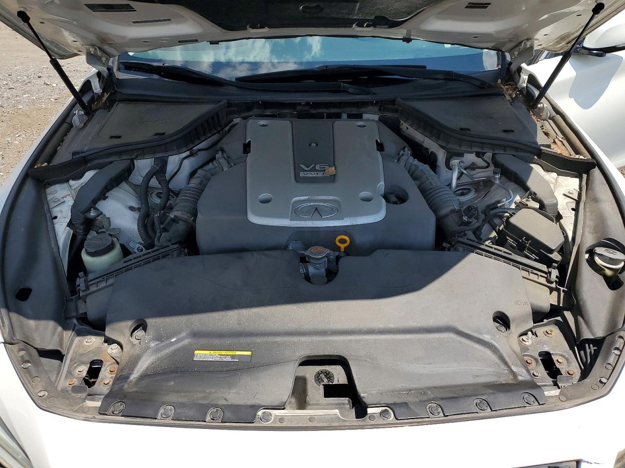 2015 Infiniti Q50 Premium White vin: JN1BV7AR7FM423260