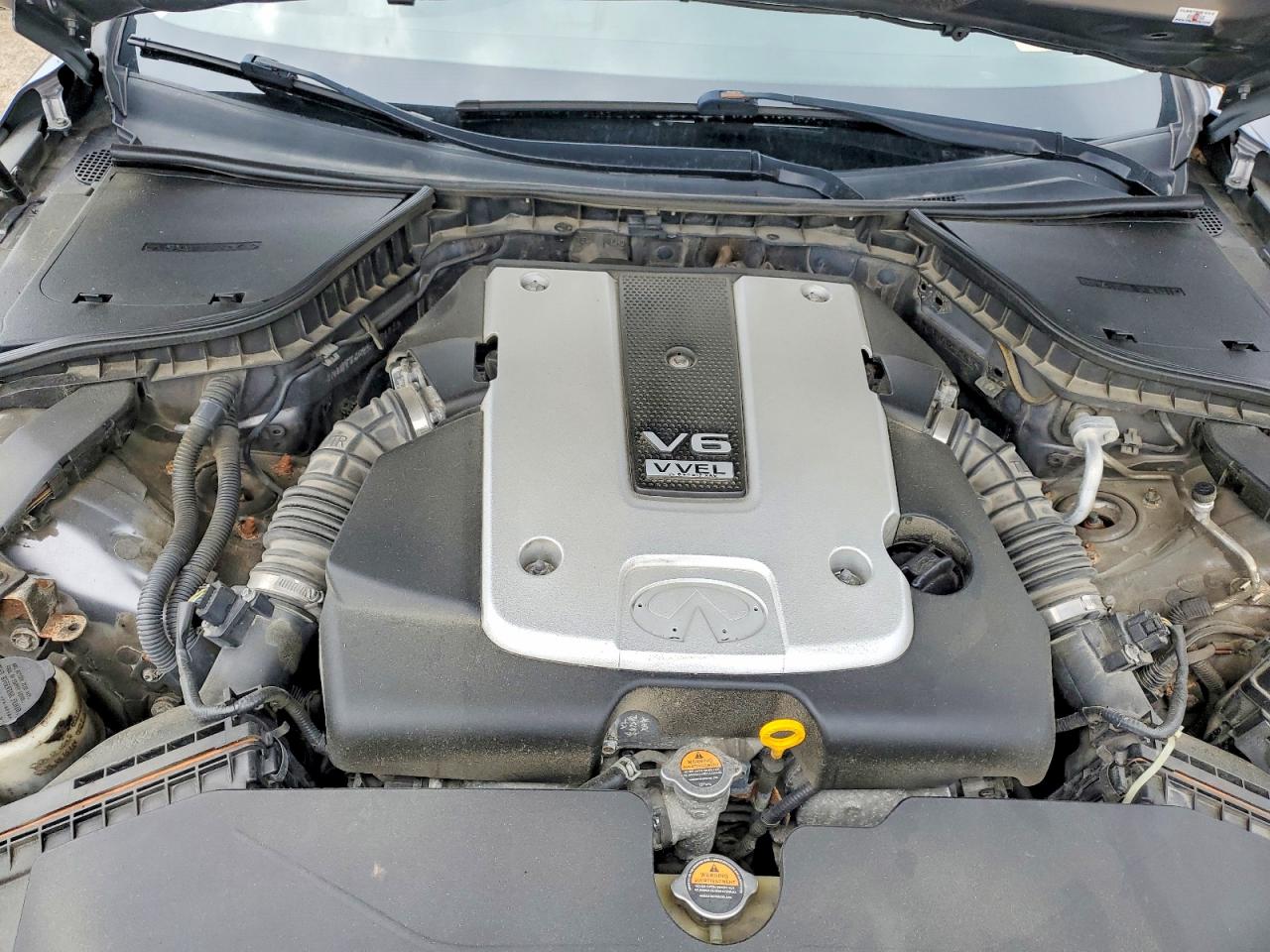 2014 Infiniti Q50 Base Gray vin: JN1BV7AR8EM681933