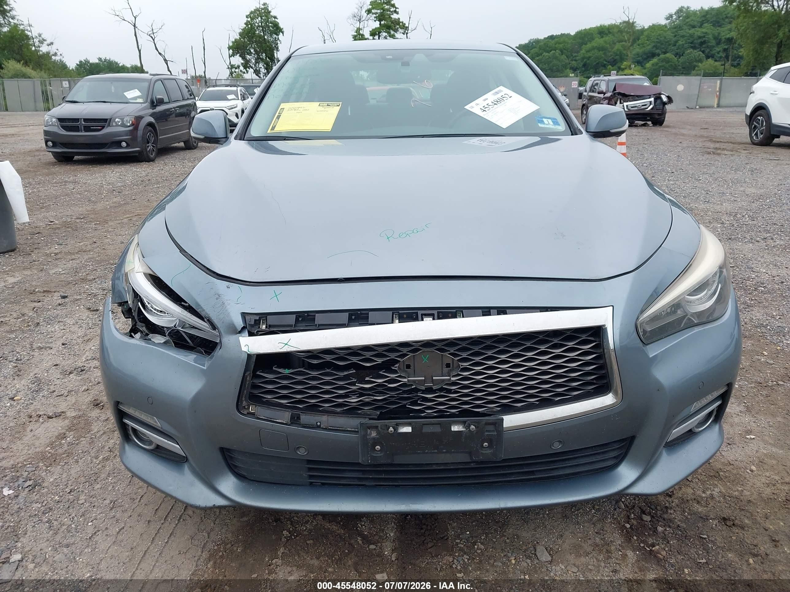 2014 Infiniti Q50 Premium Blue vin: JN1BV7AR8EM682905