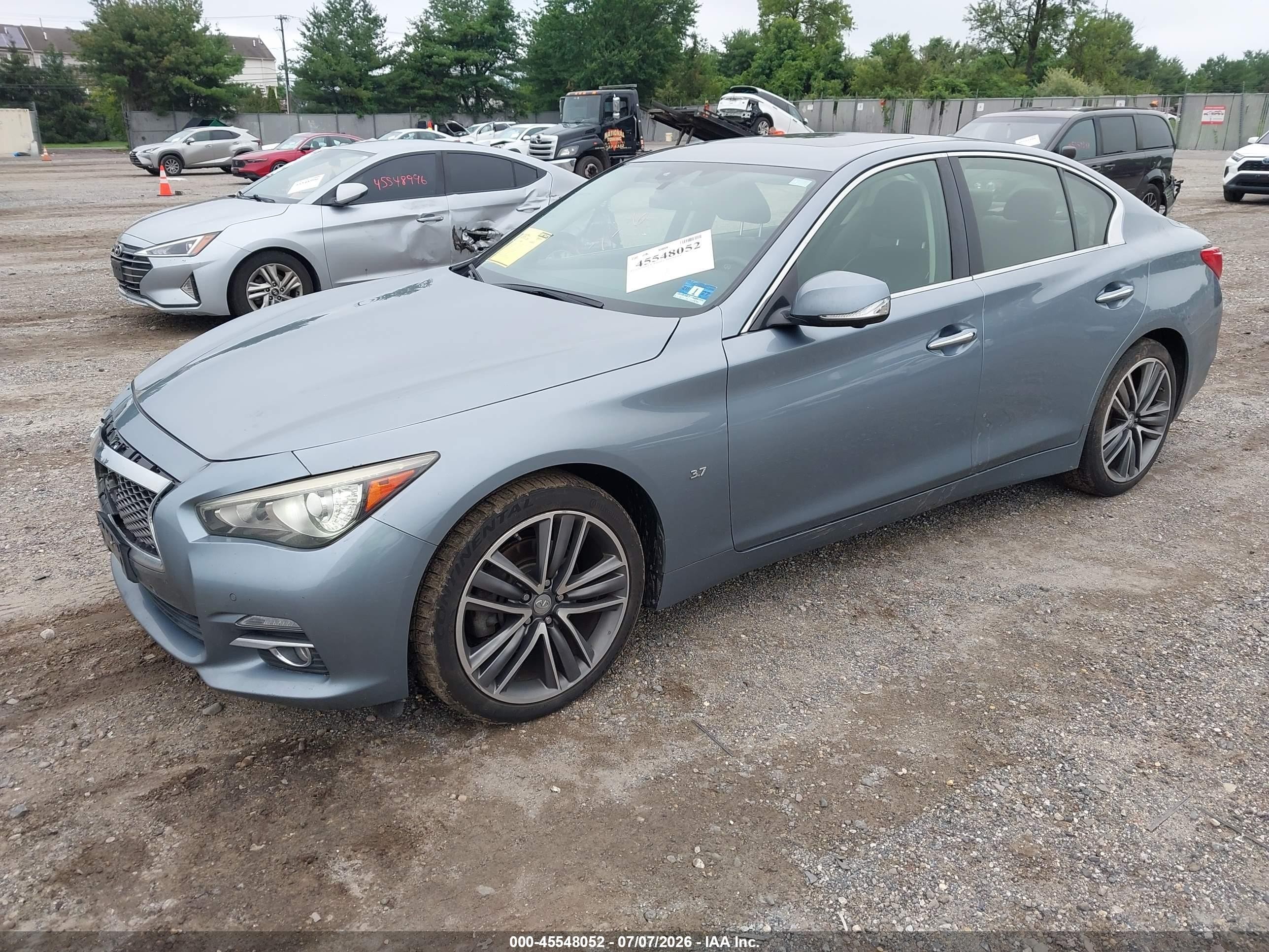 2014 Infiniti Q50 Premium Blue vin: JN1BV7AR8EM682905