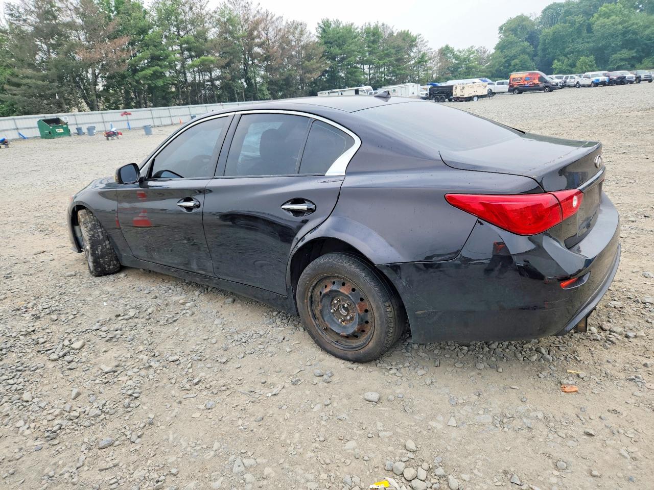 2014 Infiniti Q50 Base Black vin: JN1BV7AR8EM683777
