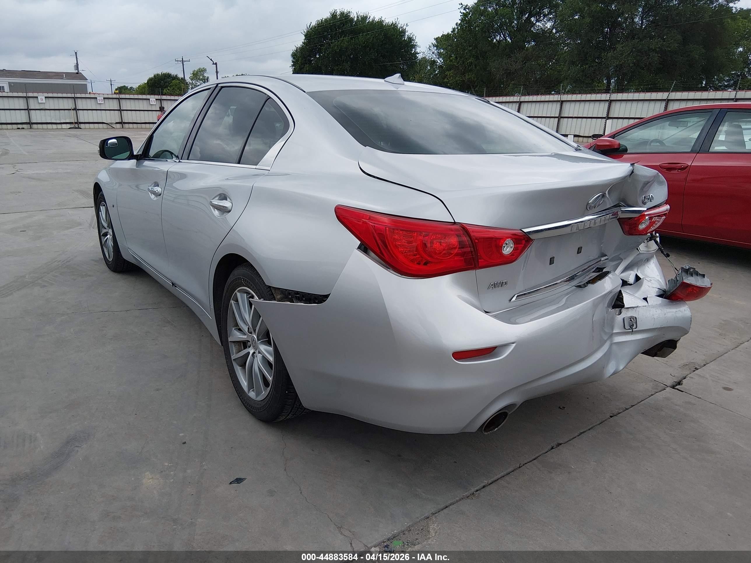 2014 Infiniti Q50 Premium Silver vin: JN1BV7AR8EM694634
