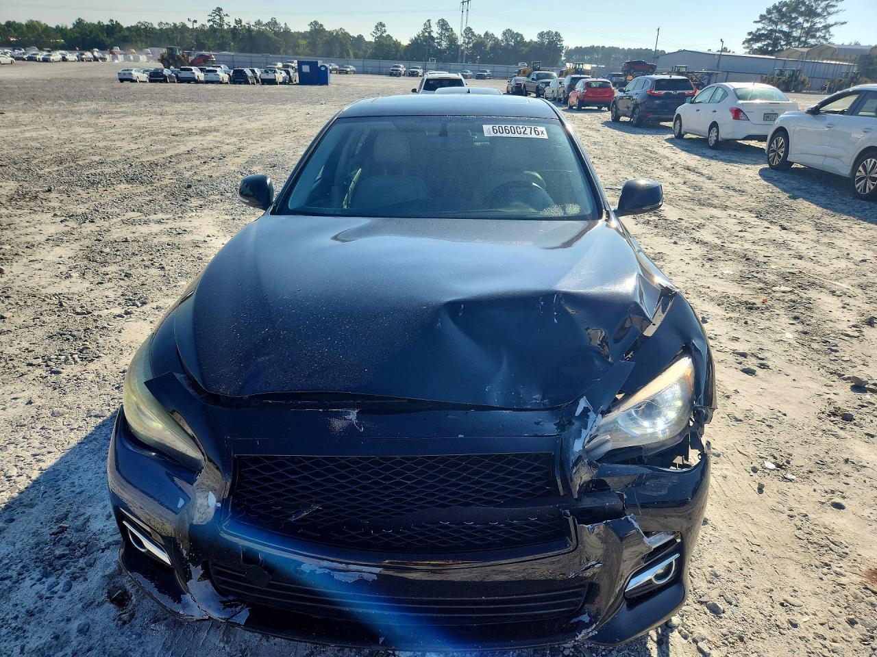 2014 Infiniti Q50 Premium Black vin: JN1BV7AR8EM697985