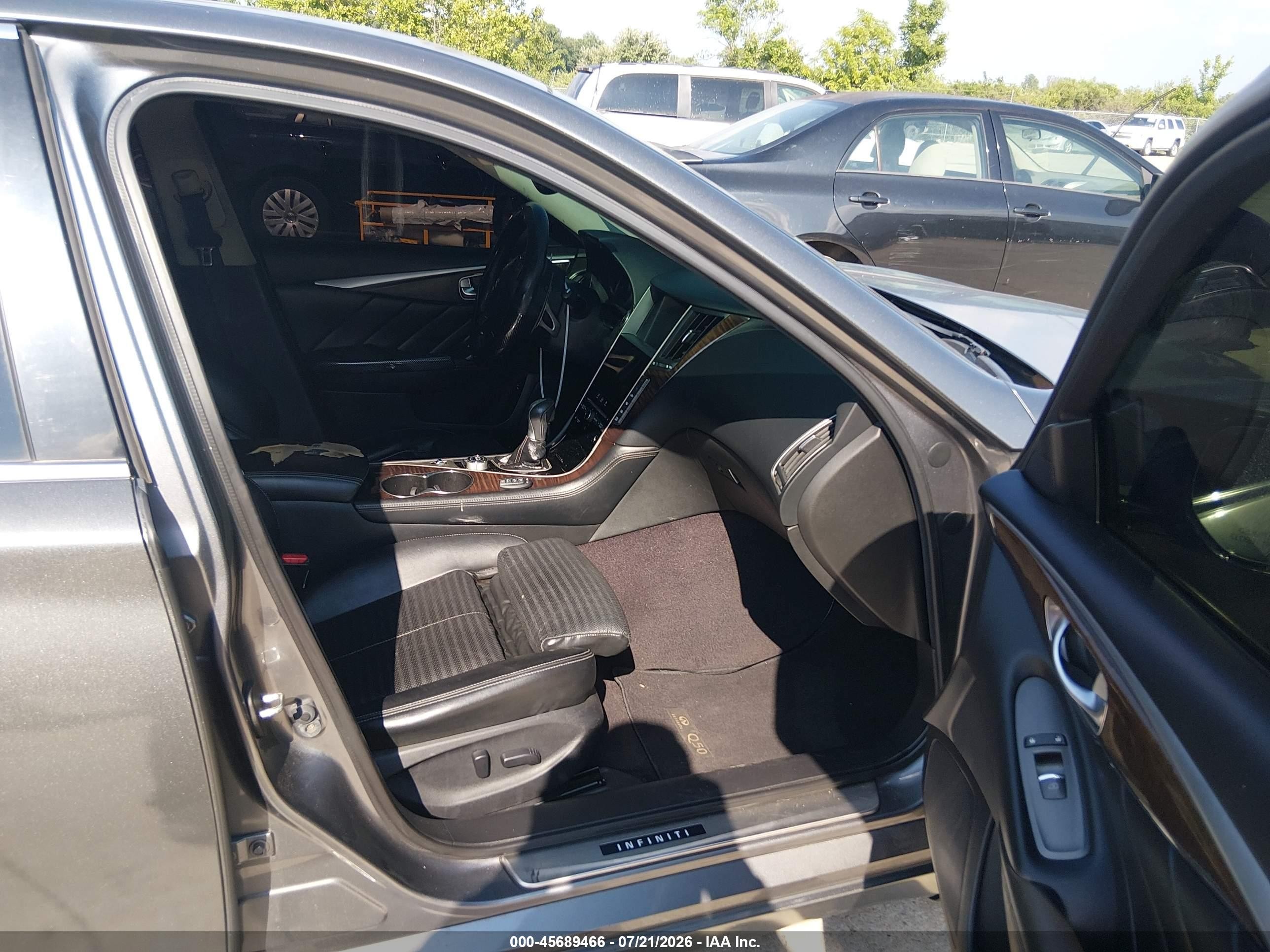 2014 Infiniti Q50 Sport Beige vin: JN1BV7AR8EM704871