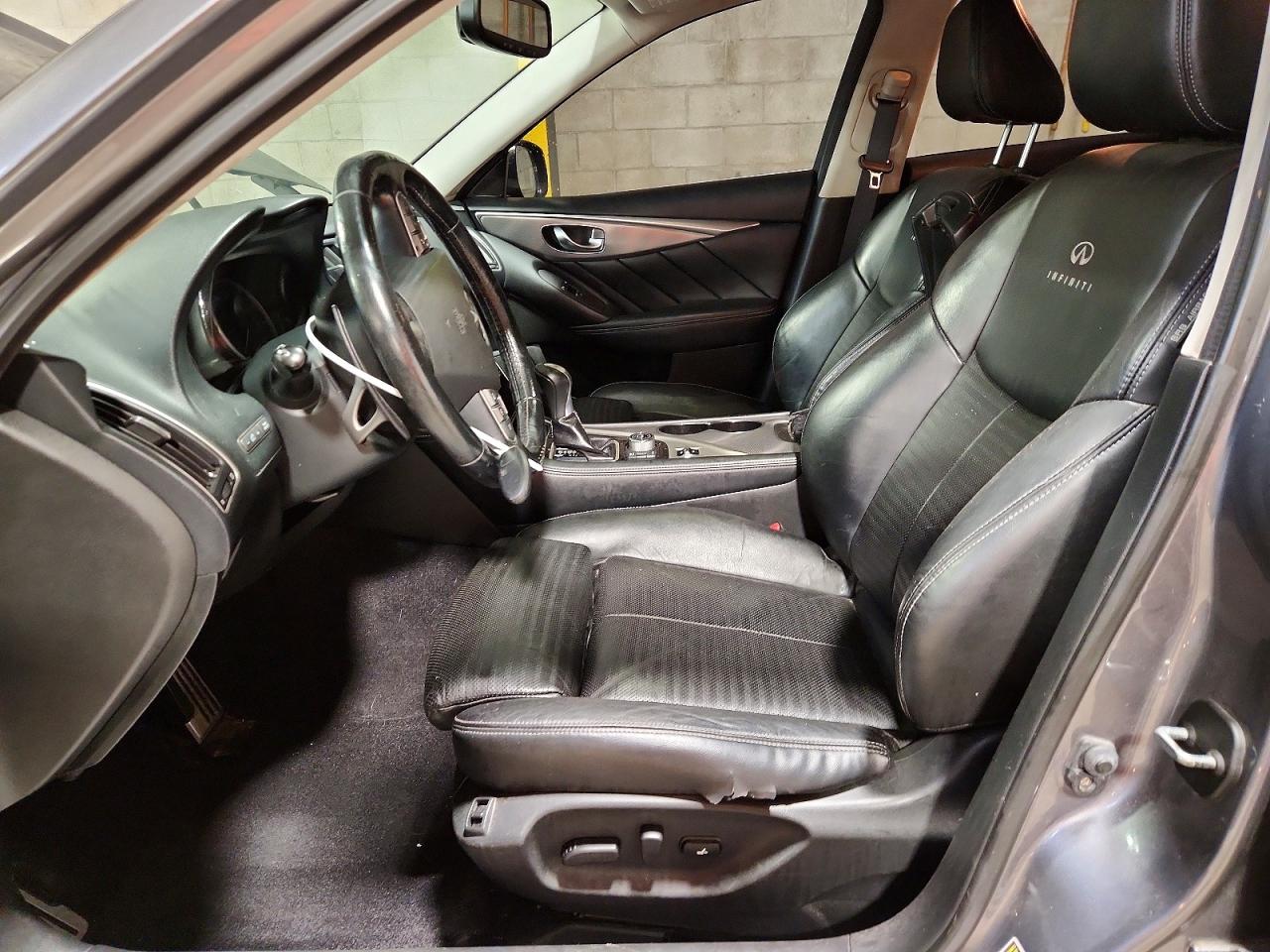 2014 Infiniti Q50 Sport Silver vin: JN1BV7AR8EM706278