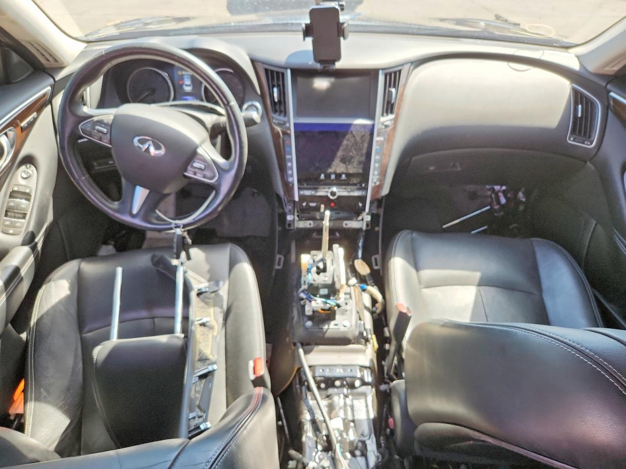 2015 Infiniti Q50 Premium Black vin: JN1BV7AR8FM395937