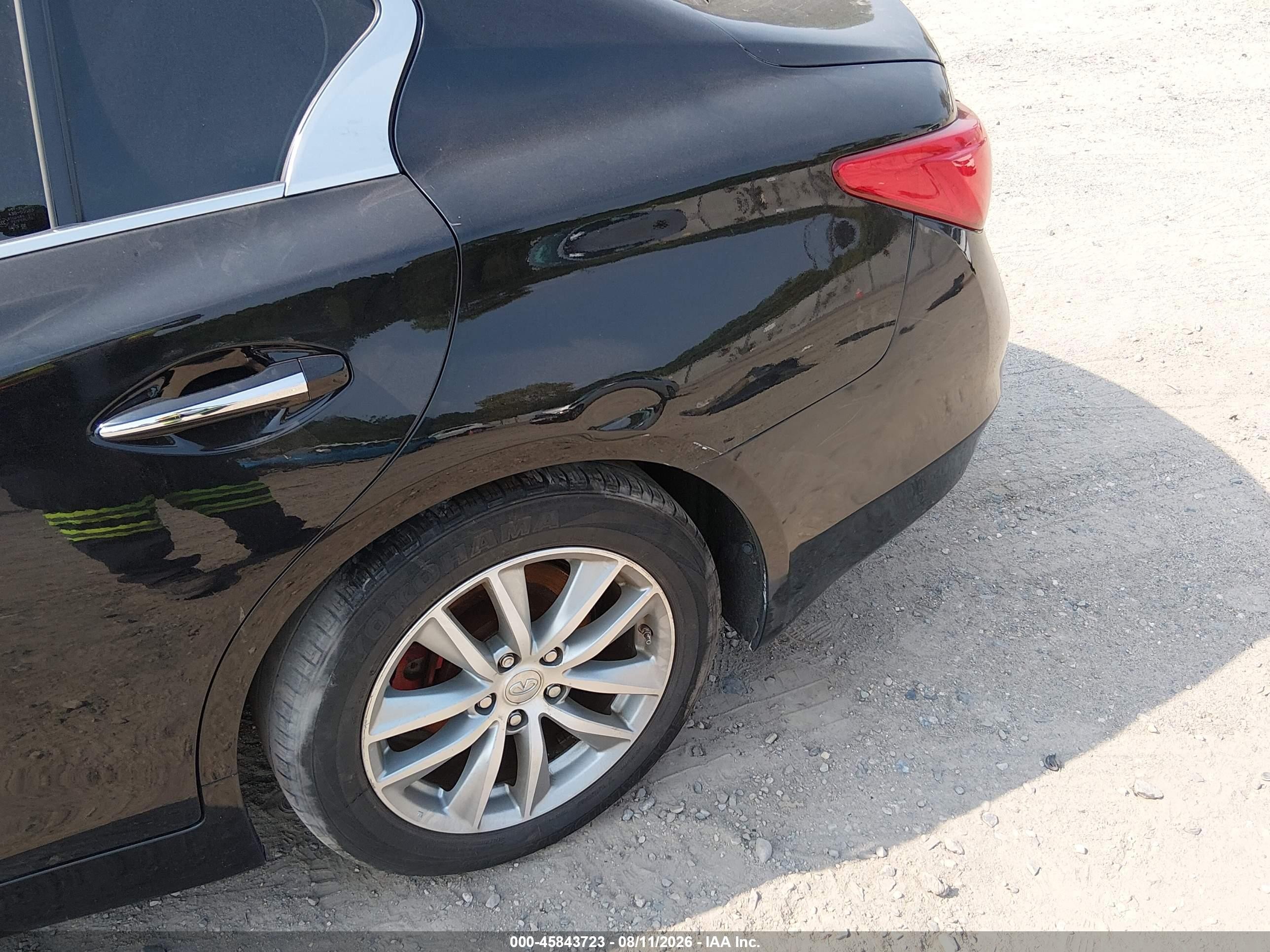 2015 Infiniti Q50   Черный vin: JN1BV7AR8FM401185