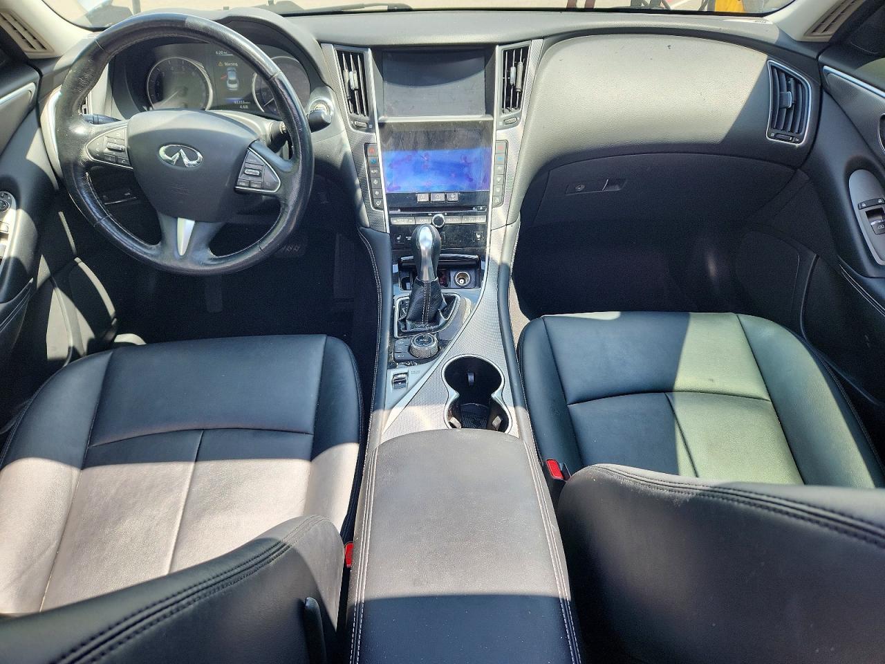 2015 Infiniti Q50 Premium Silver vin: JN1BV7AR8FM401302