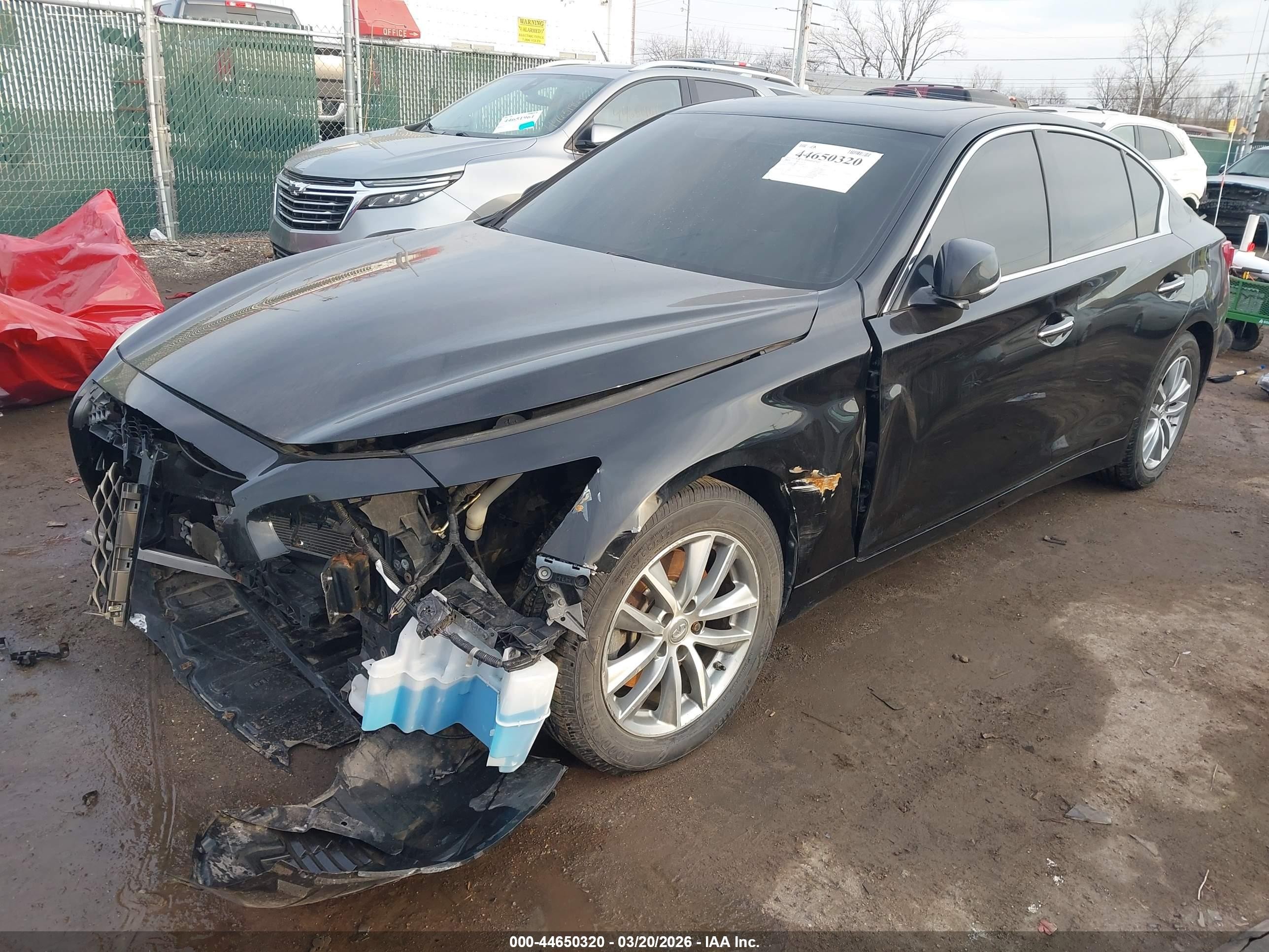 2015 Infiniti Q50 Premium Black vin: JN1BV7AR8FM401994