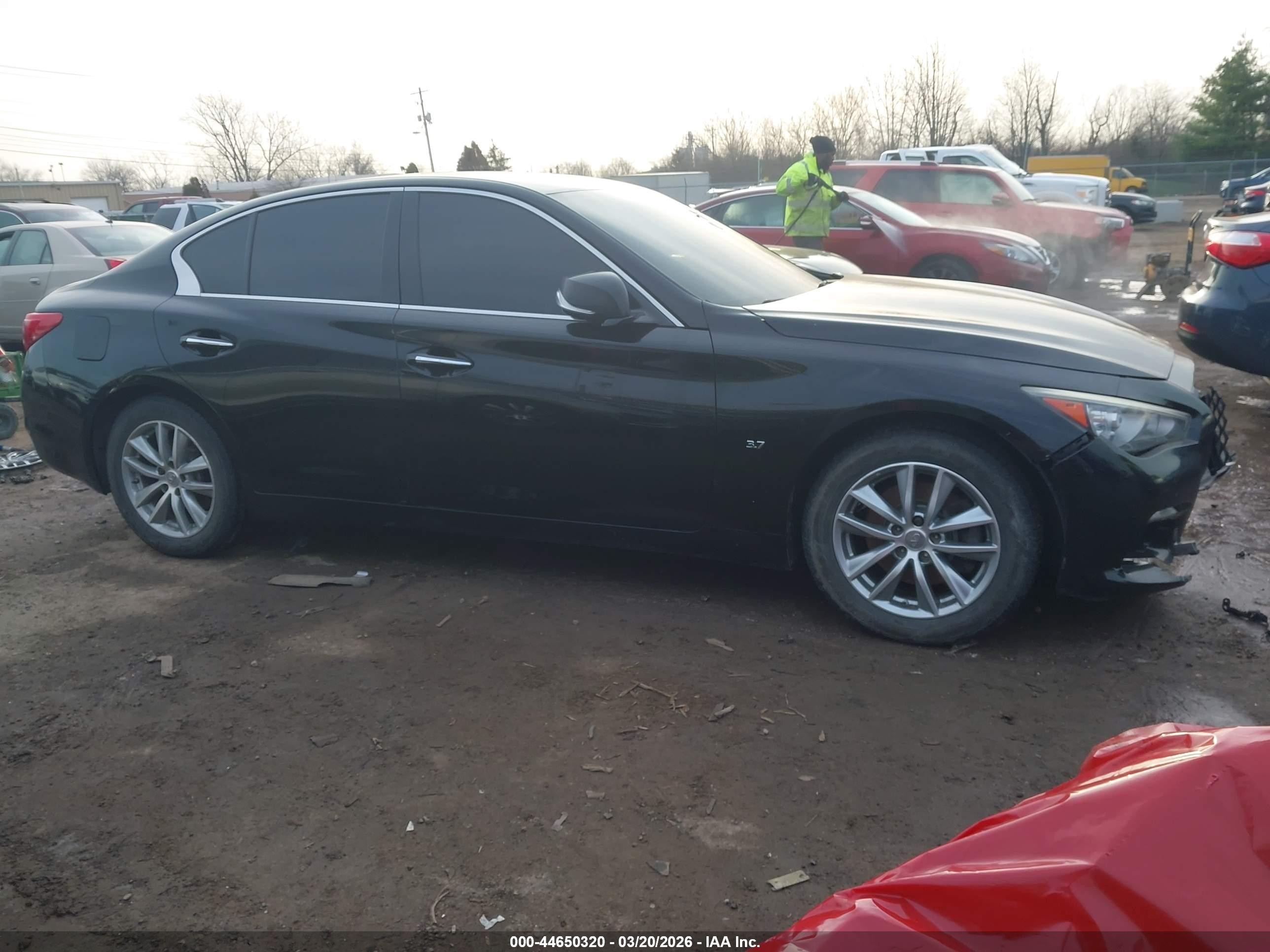 2015 Infiniti Q50 Premium Black vin: JN1BV7AR8FM401994