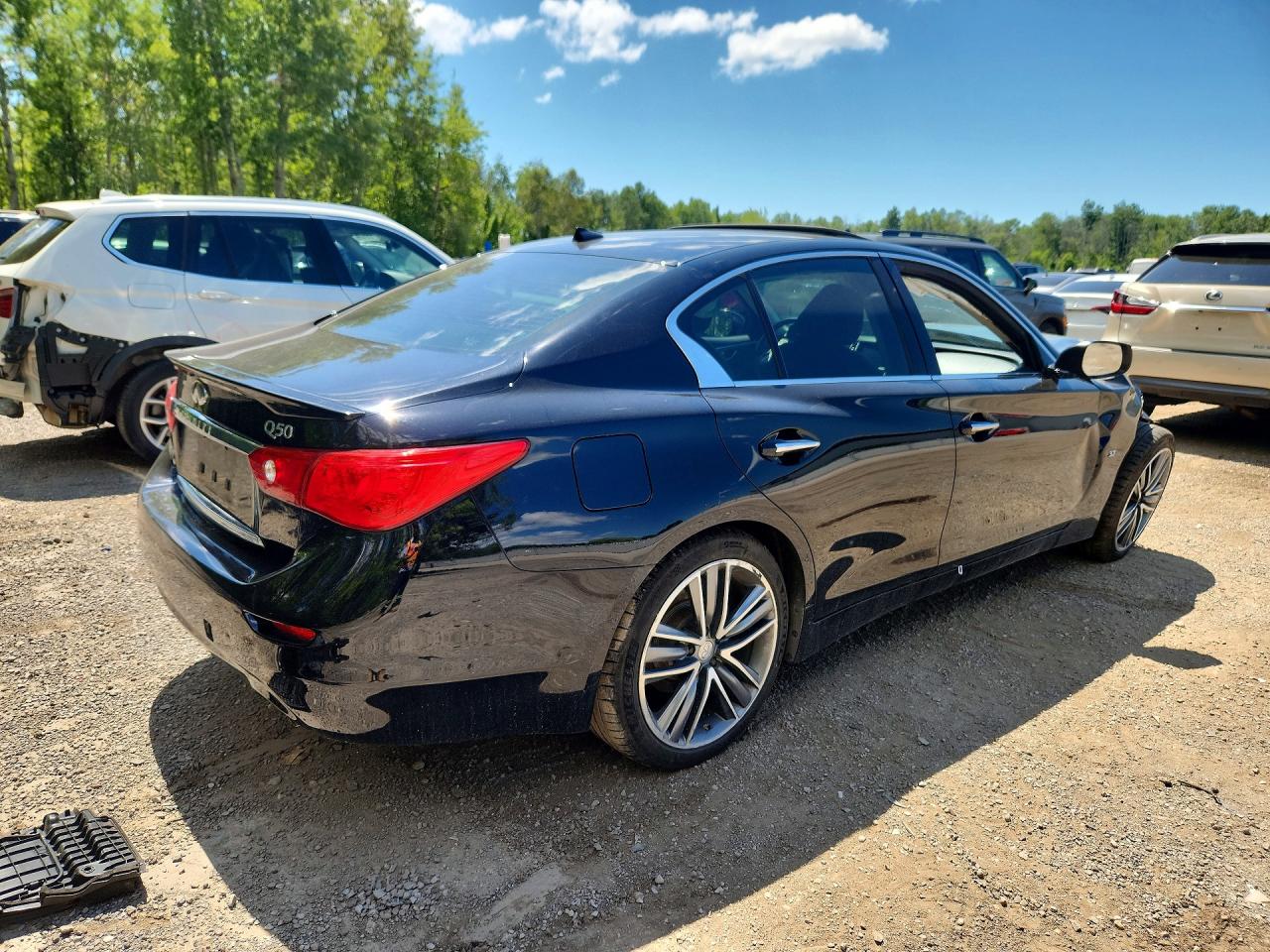 2015 Infiniti Q50 Base Black vin: JN1BV7AR8FM404569
