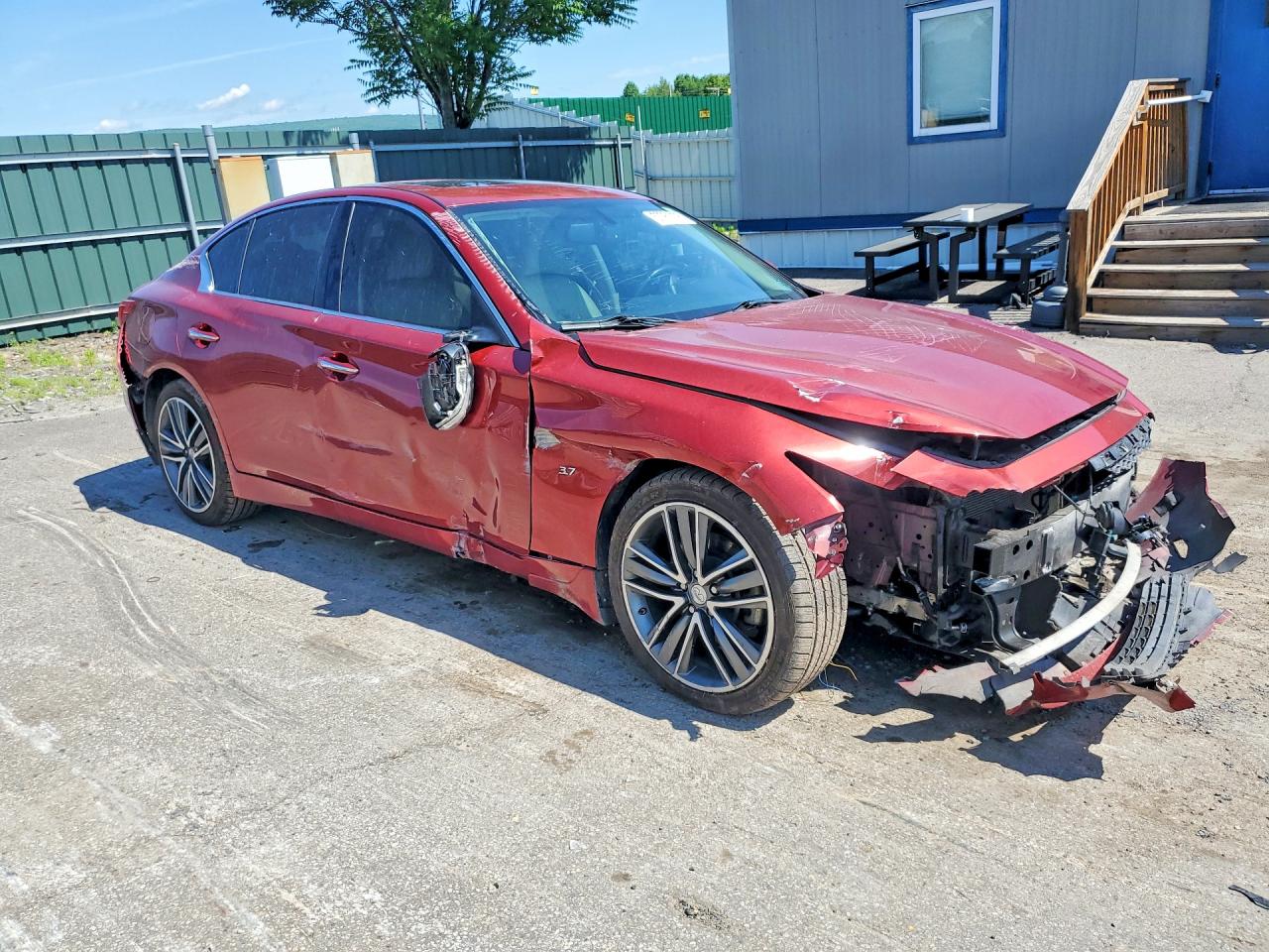 2015 Infiniti Q50 Premium Burgundy vin: JN1BV7AR8FM404815