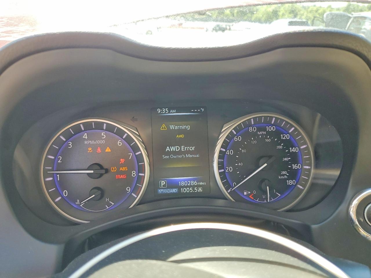 2015 Infiniti Q50 Premium Burgundy vin: JN1BV7AR8FM404815