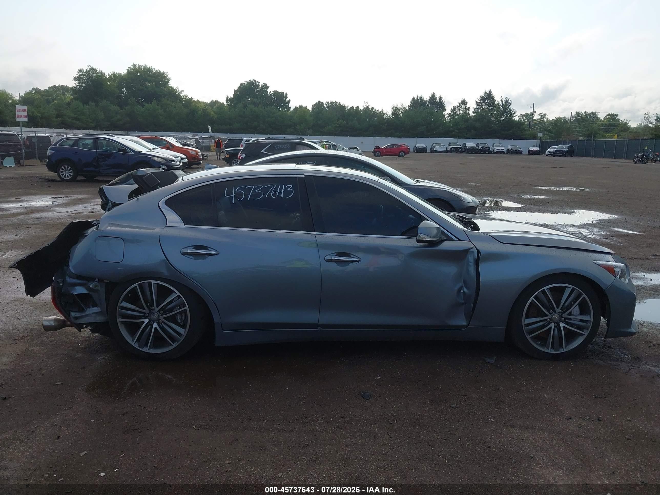 2014 Infiniti Q50 Sport Light Blue vin: JN1BV7AR9EM682072