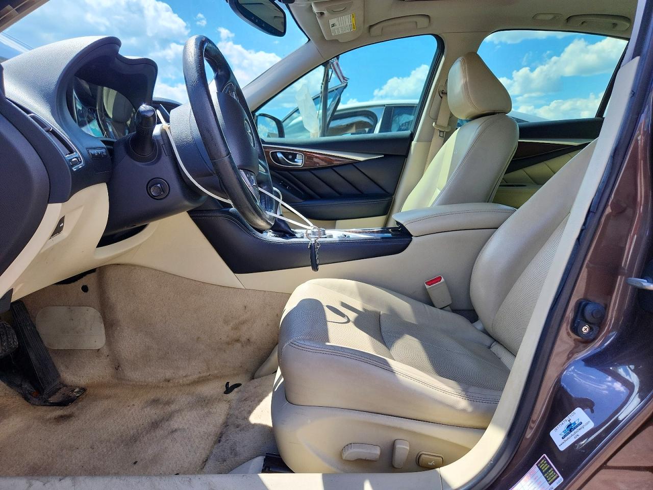 2014 Infiniti Q50 Base Brown vin: JN1BV7AR9EM683870