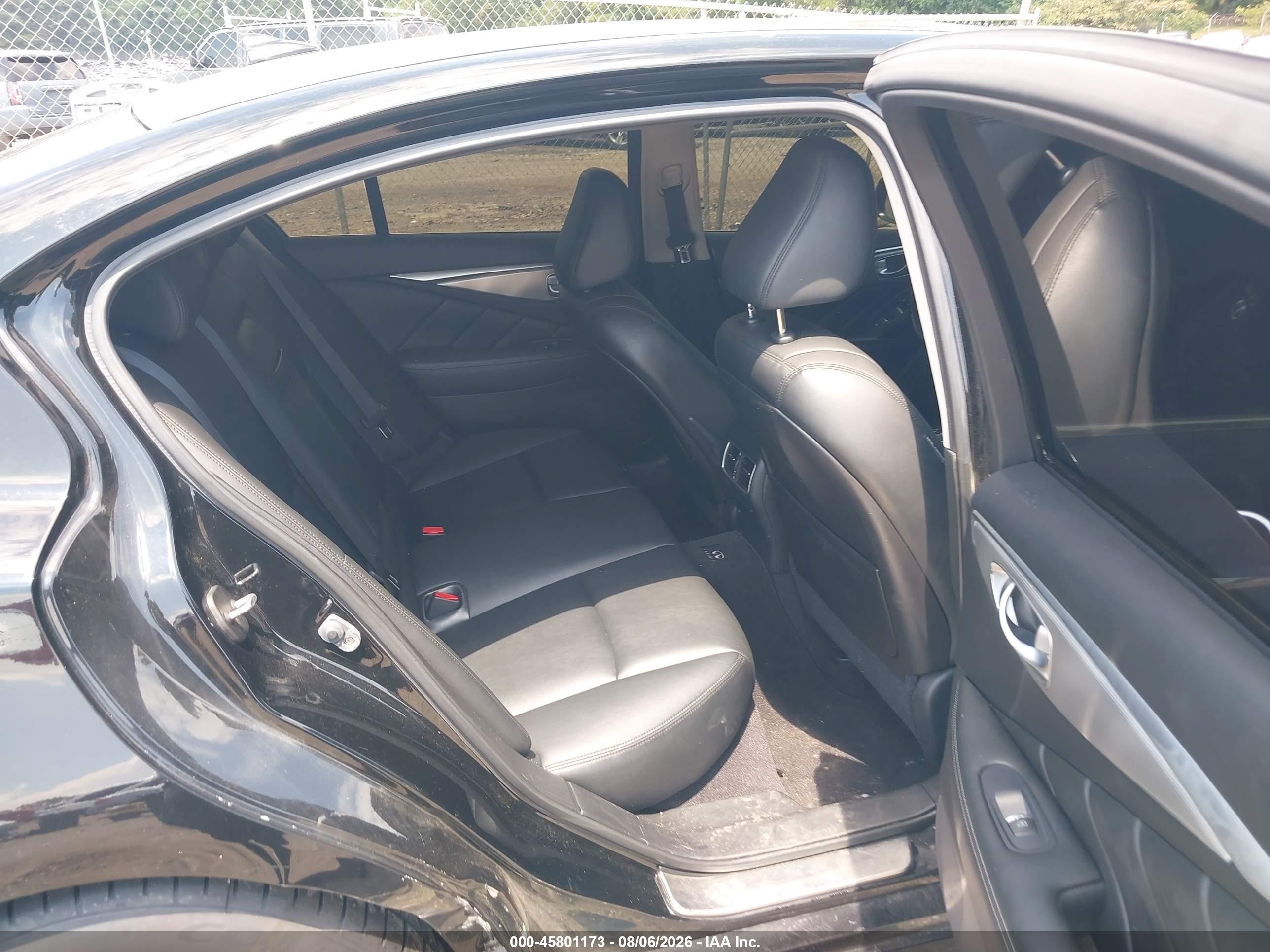 2014 Infiniti Q50 Premium Black vin: JN1BV7AR9EM684419