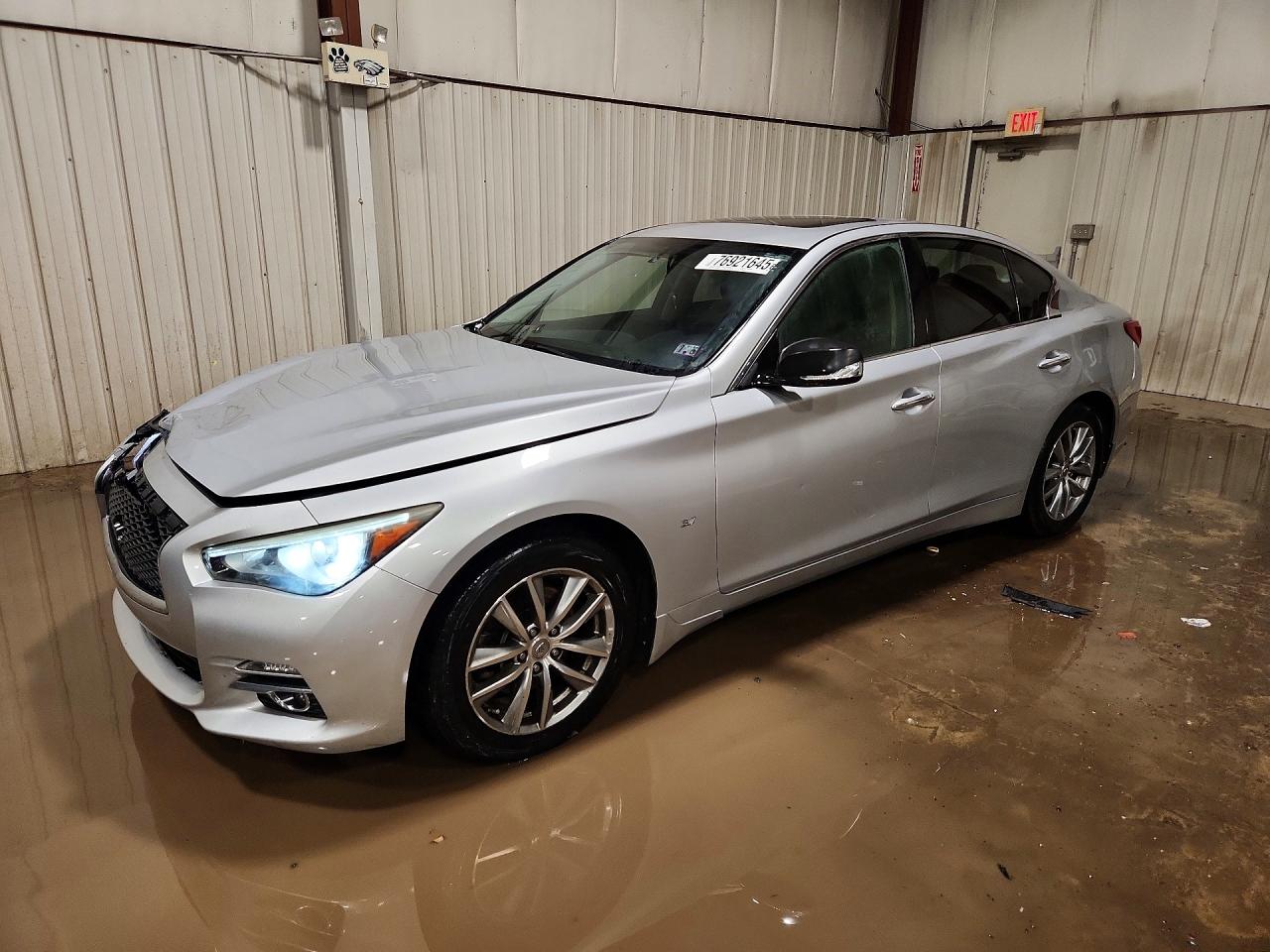 2014 Infiniti Q50 Base Silver vin: JN1BV7AR9EM689474