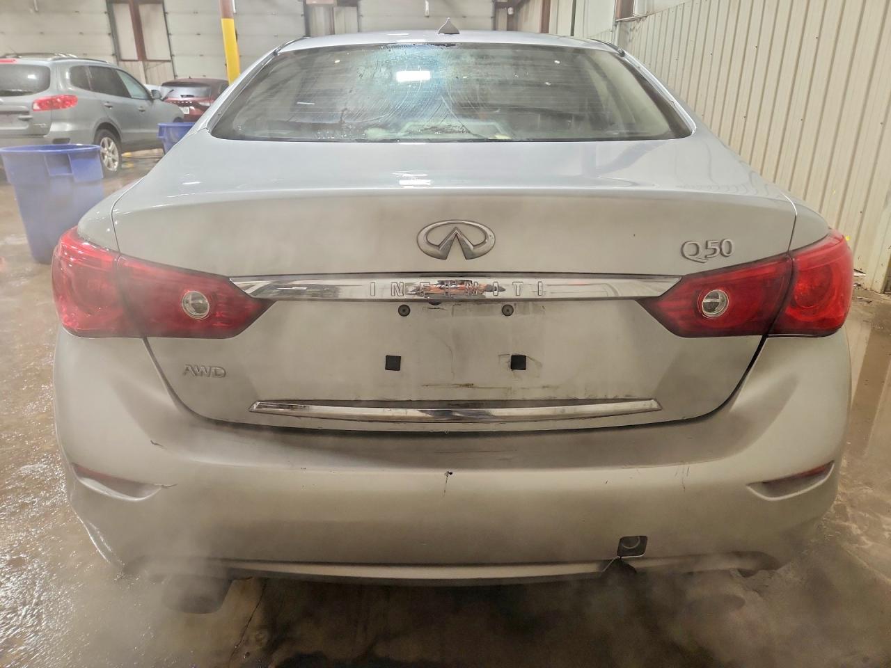 2014 Infiniti Q50 Base Silver vin: JN1BV7AR9EM689474