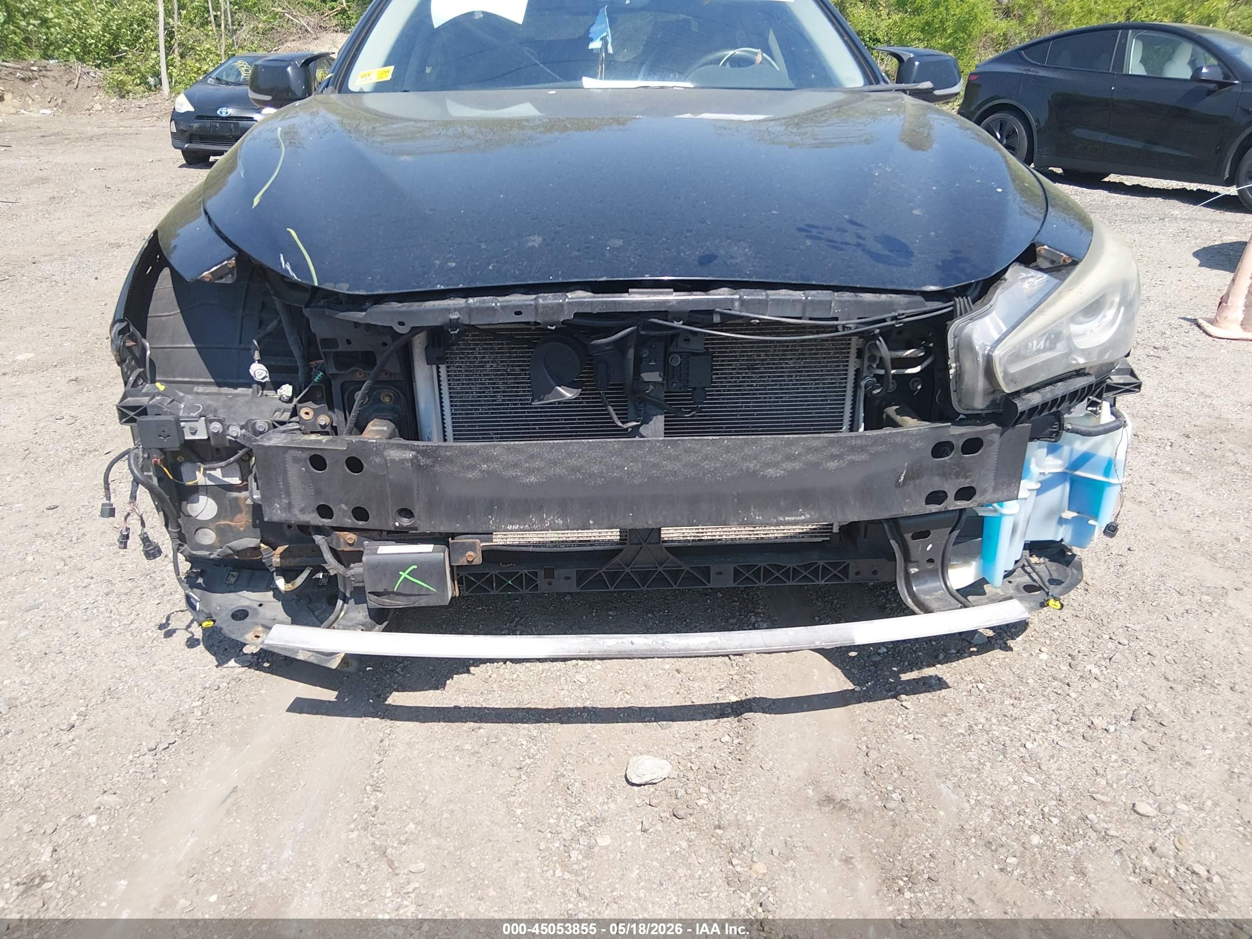 2014 Infiniti Q50 Premium Black vin: JN1BV7AR9EM691628