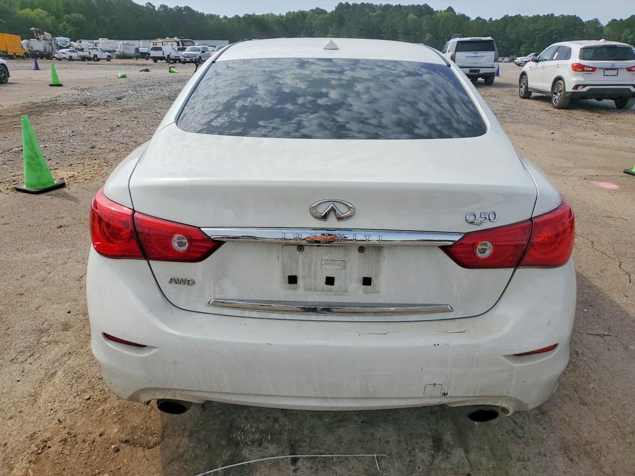 2014 Infiniti Q50 Premium White vin: JN1BV7AR9EM703230