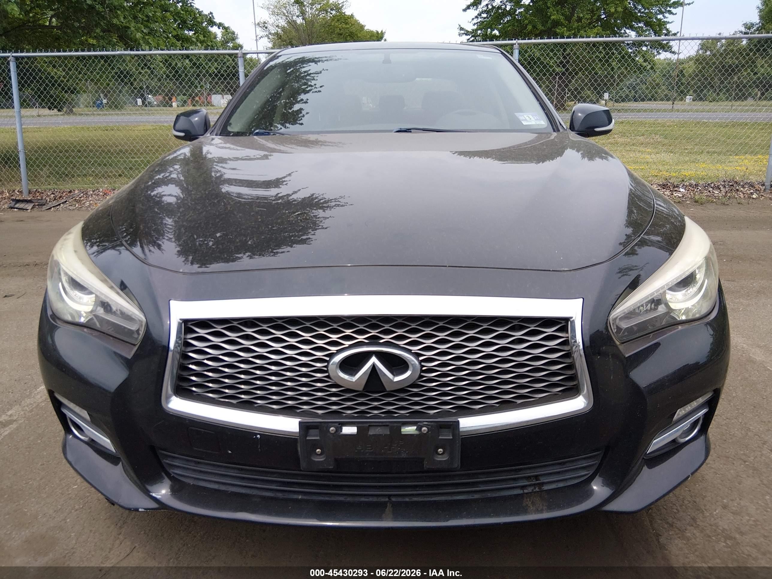 2014 Infiniti Q50 Premium Black vin: JN1BV7AR9EM705172