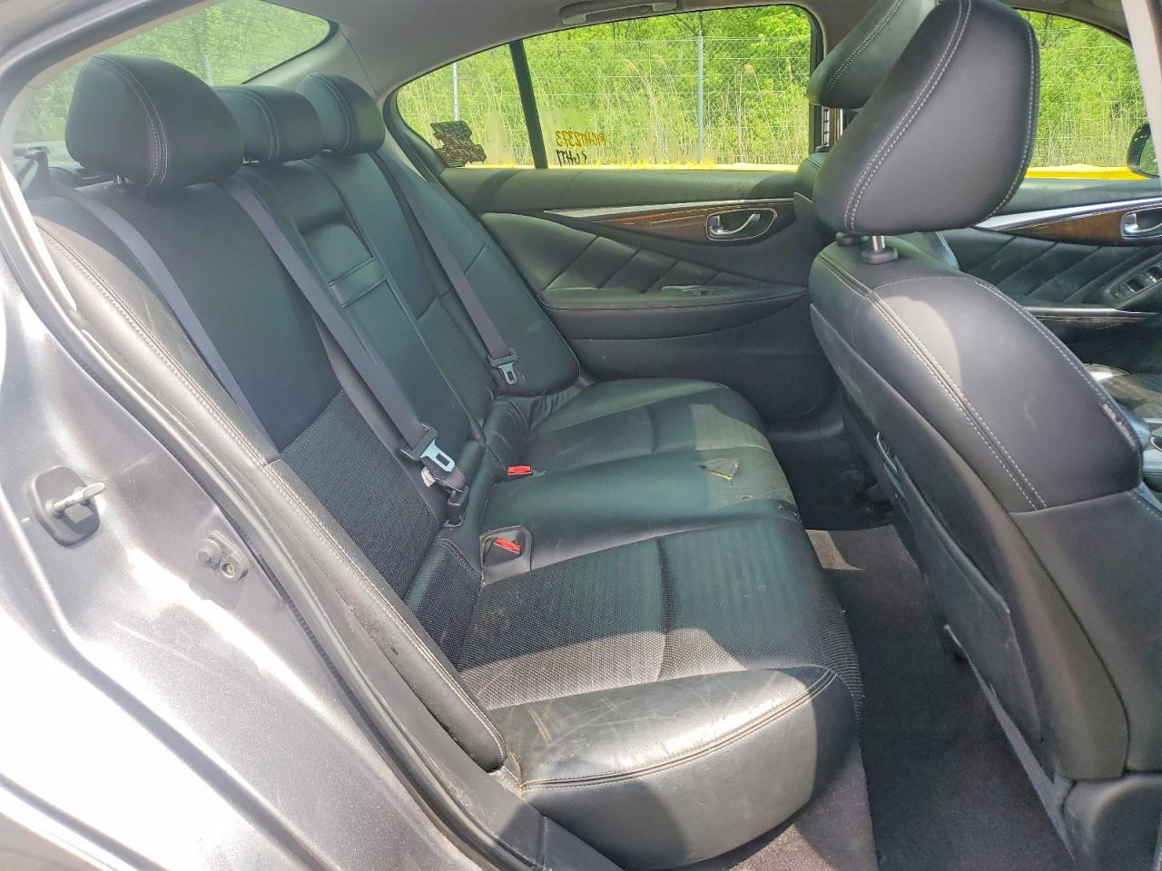 2015 Infiniti Q50 Base Gray vin: JN1BV7AR9FM390035