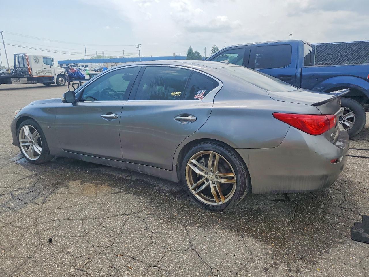 2015 Infiniti Q50 Base Gray vin: JN1BV7AR9FM390035