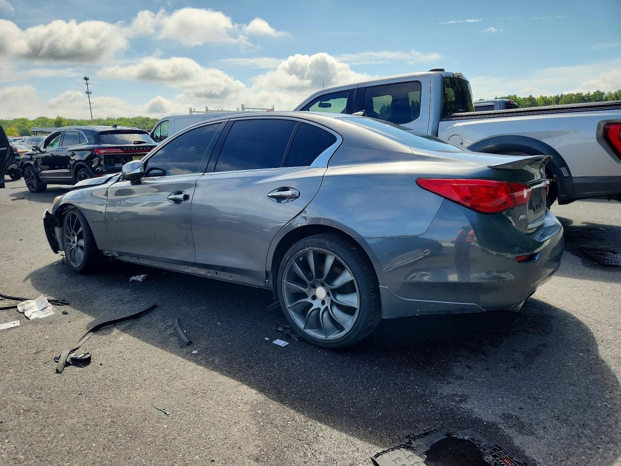 2015 Infiniti Q50 Premium Charcoal vin: JN1BV7AR9FM395283