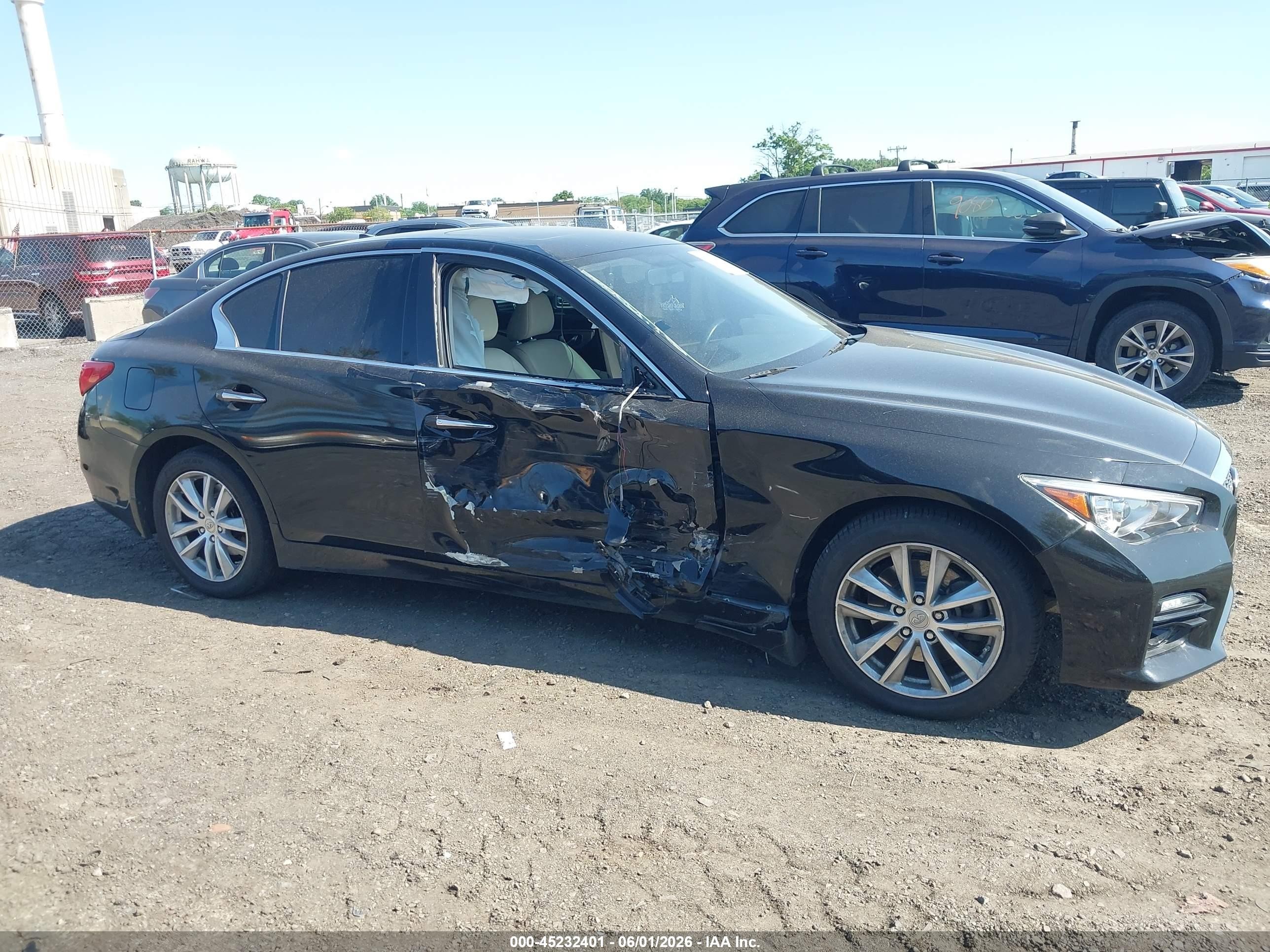 2015 Infiniti Q50   Black vin: JN1BV7AR9FM397146