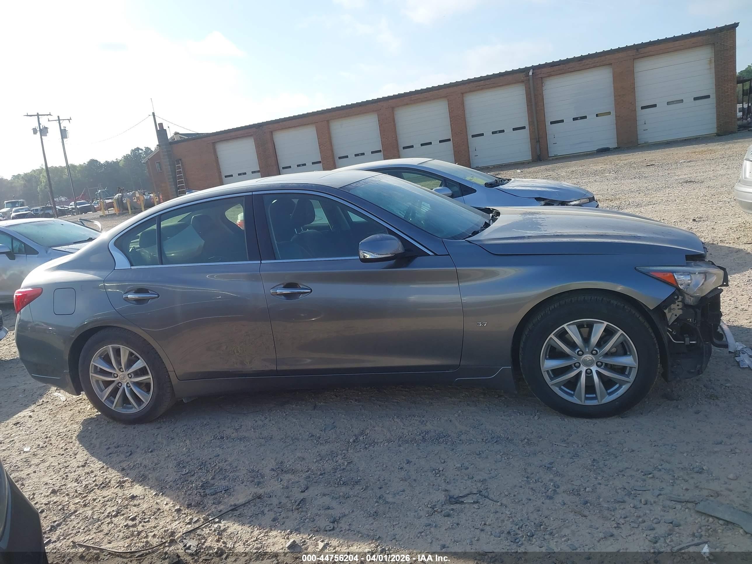 2015 Infiniti Q50 Premium Серый vin: JN1BV7AR9FM407173