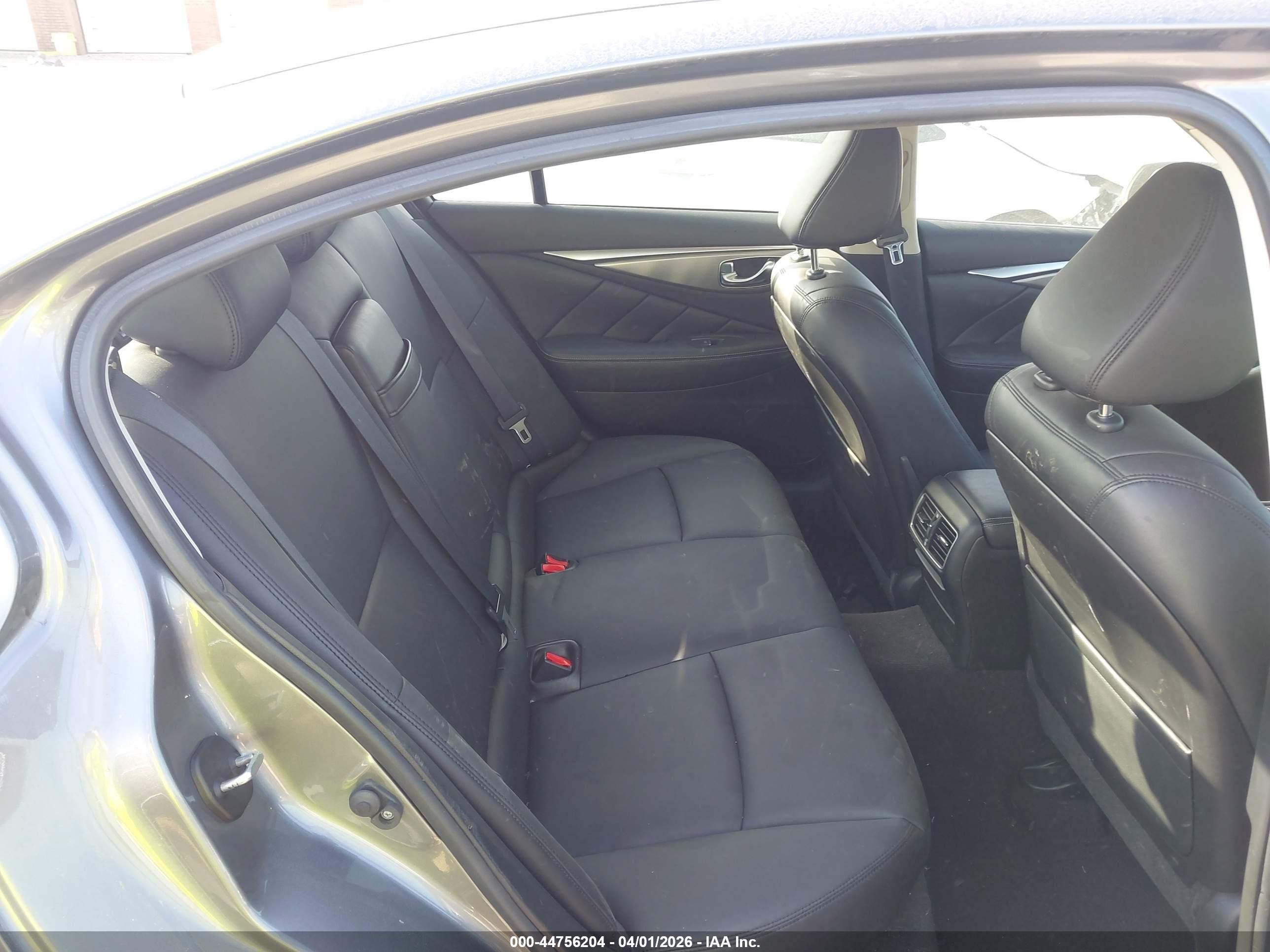 2015 Infiniti Q50 Premium Серый vin: JN1BV7AR9FM407173