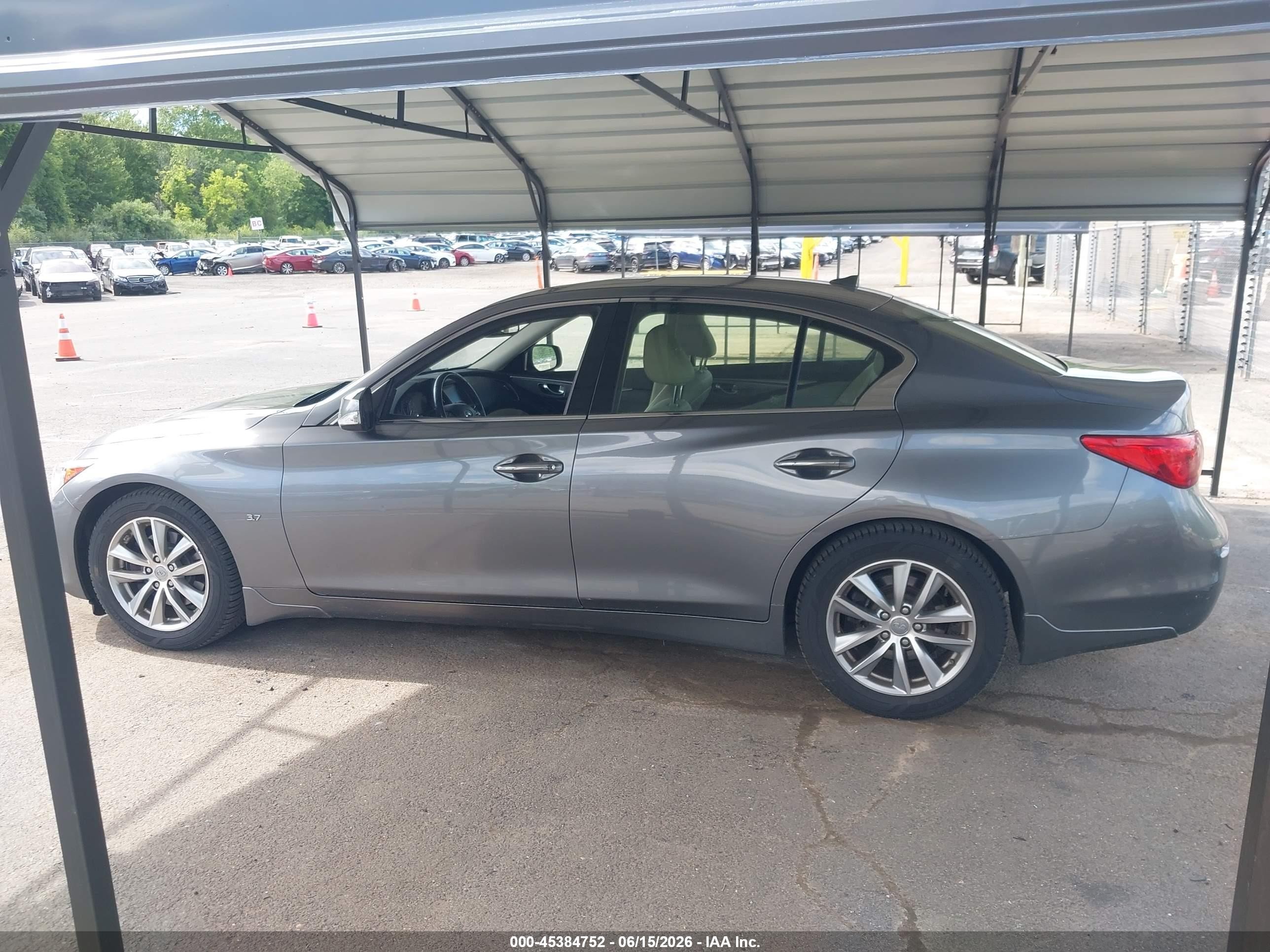 2015 Infiniti Q50 Premium Gray vin: JN1BV7AR9FM408338