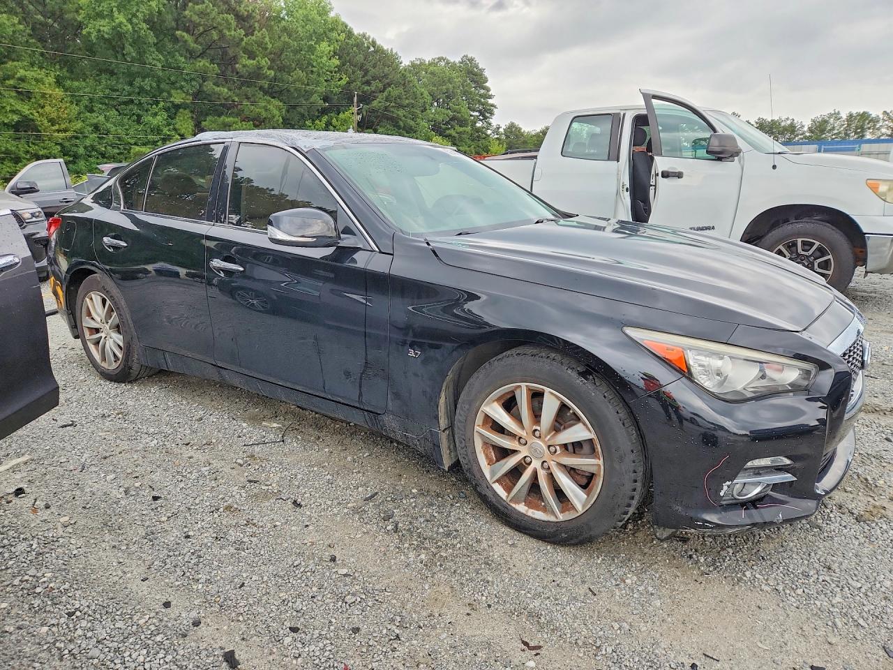 2015 Infiniti Q50 Premium Черный vin: JN1BV7AR9FM409909