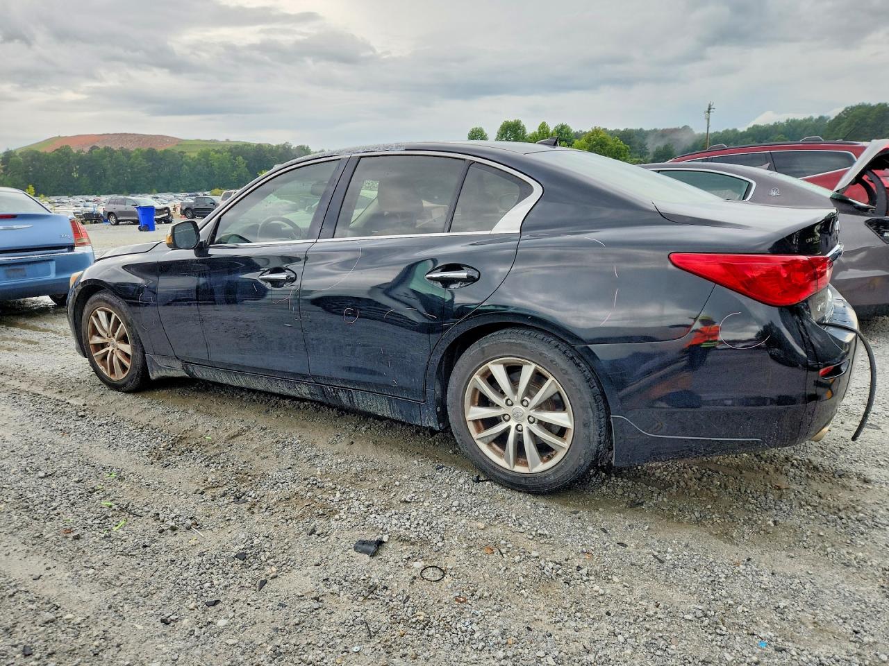 2015 Infiniti Q50 Premium Черный vin: JN1BV7AR9FM409909