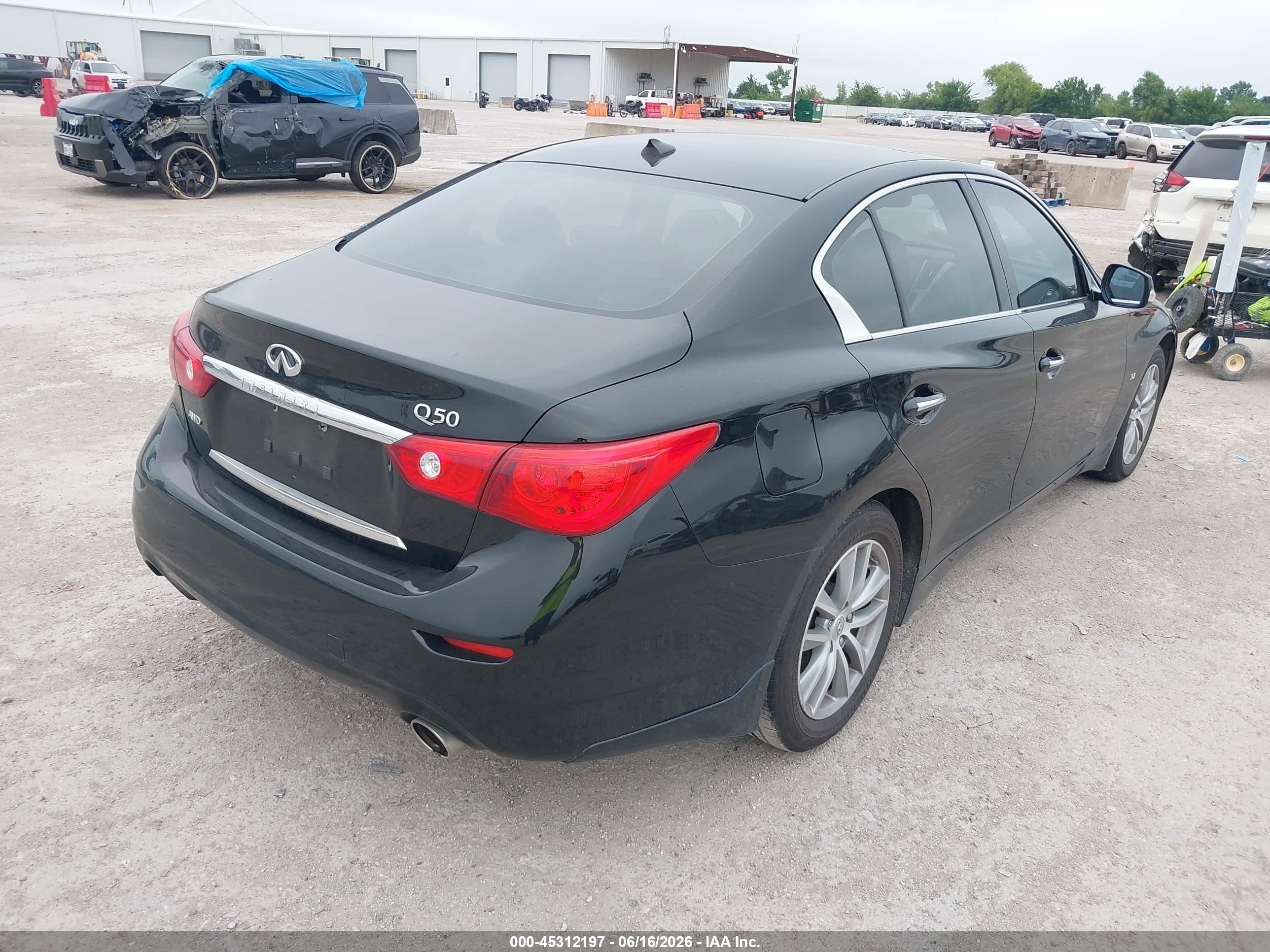 2015 Infiniti Q50 Premium Black vin: JN1BV7AR9FM412664