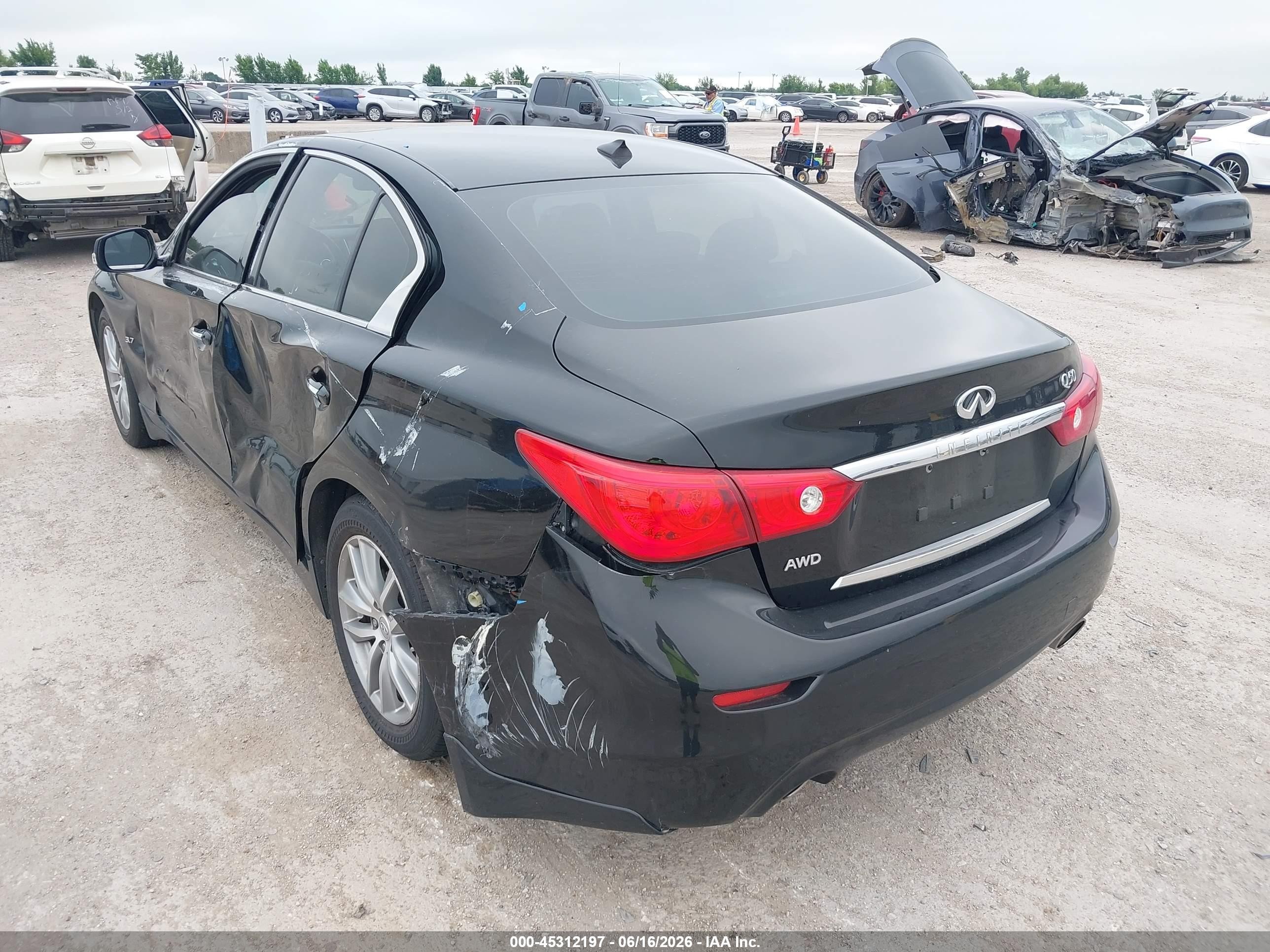 2015 Infiniti Q50 Premium Black vin: JN1BV7AR9FM412664